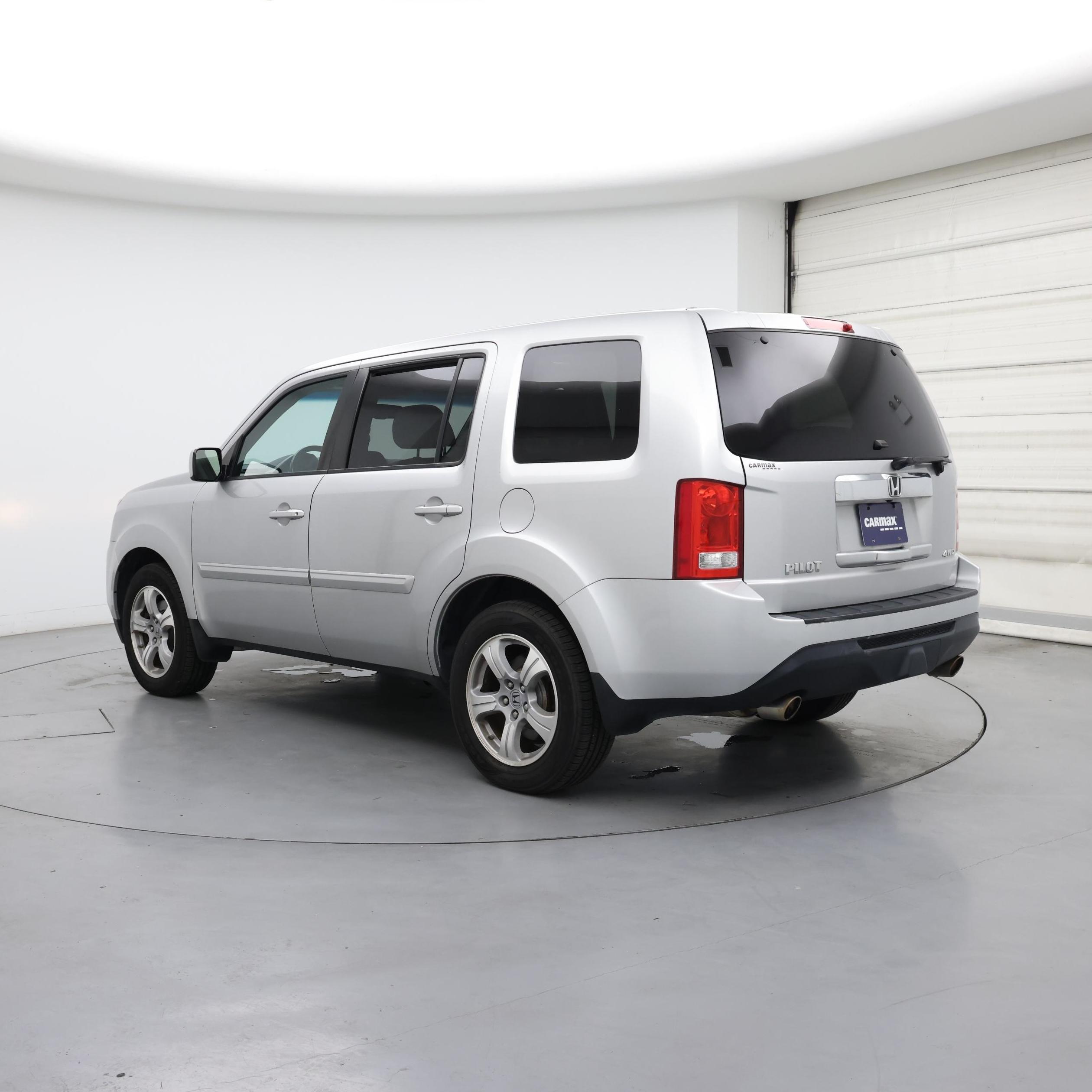 Thumbnail: 2015 Honda Pilot - 2