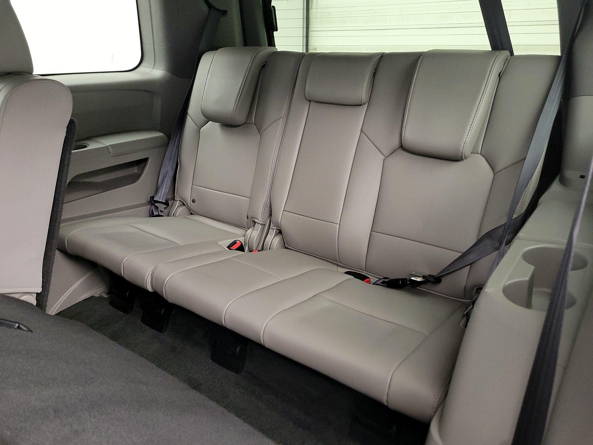 Thumbnail: 2015 Honda Pilot - 19