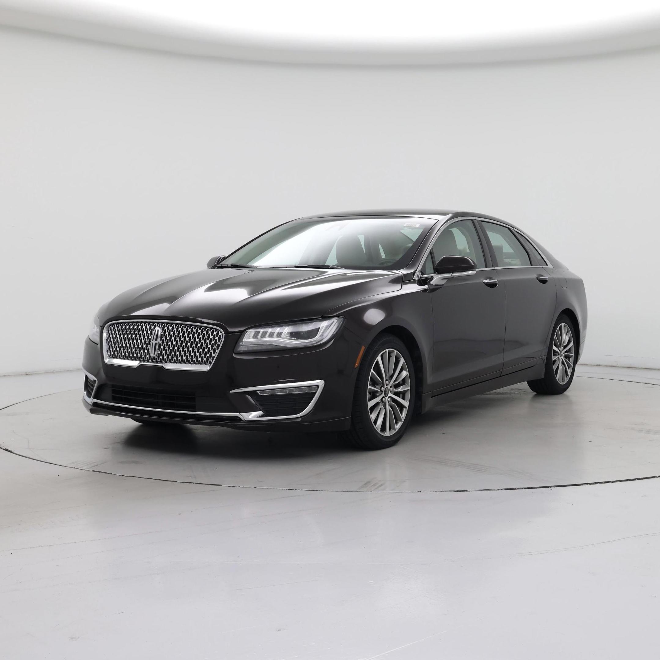 Thumbnail: 2020 Lincoln MKZ - 4