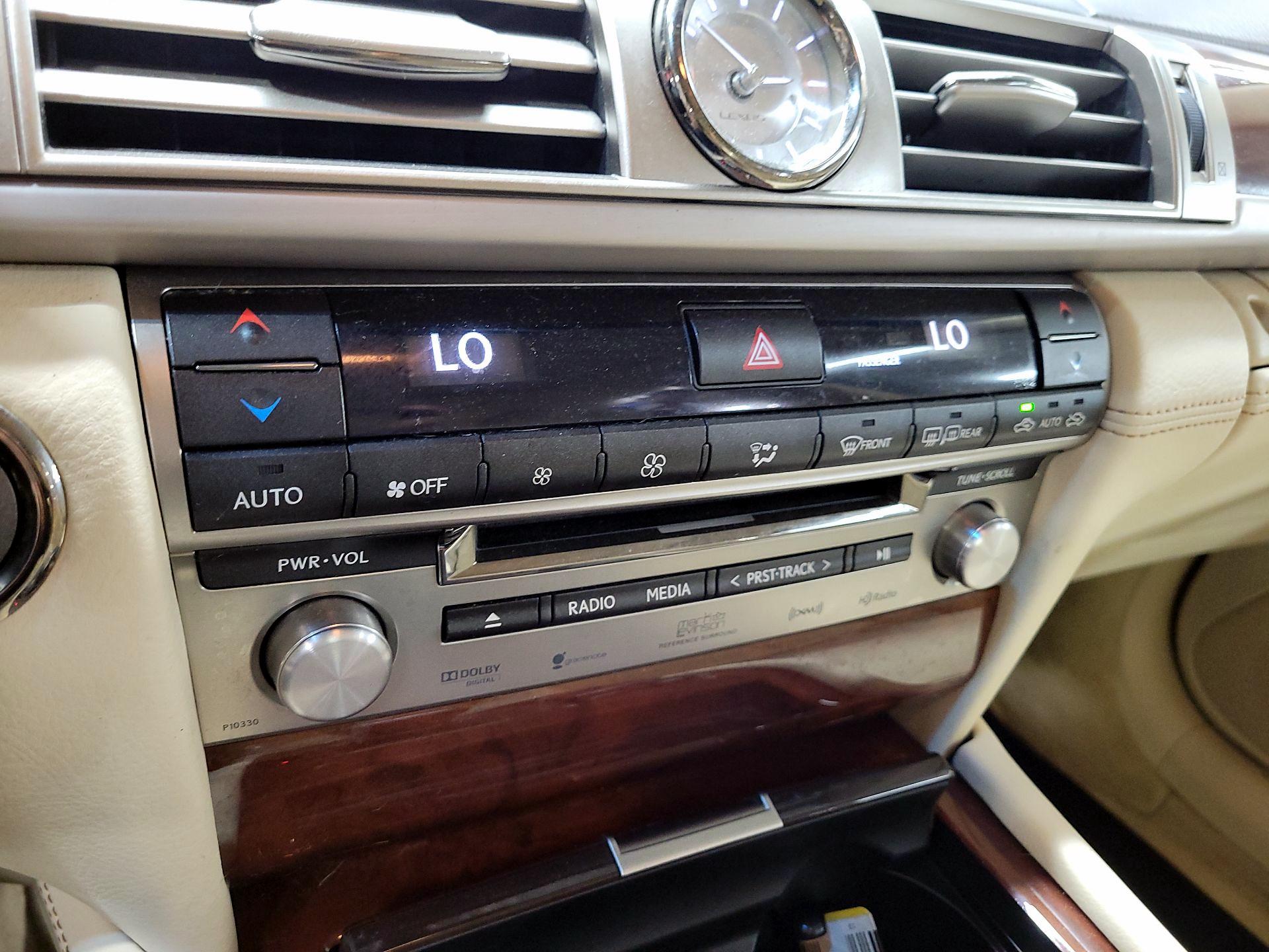 Thumbnail: 2013 Lexus LS - 14