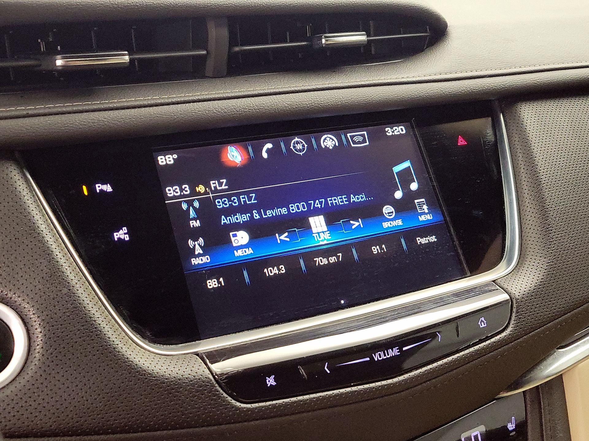 Thumbnail: 2019 Cadillac XT5 - 16