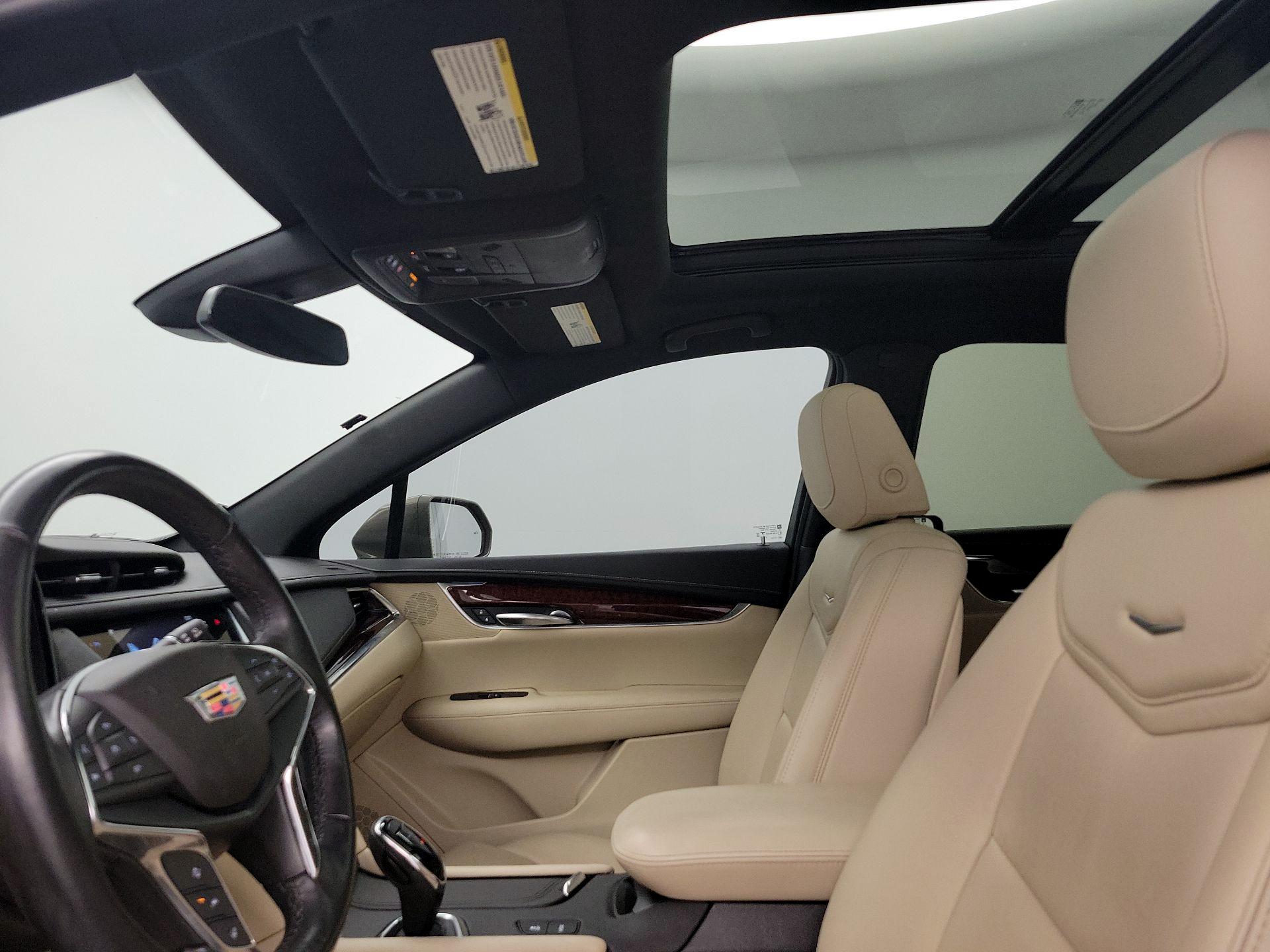Thumbnail: 2019 Cadillac XT5 - 20