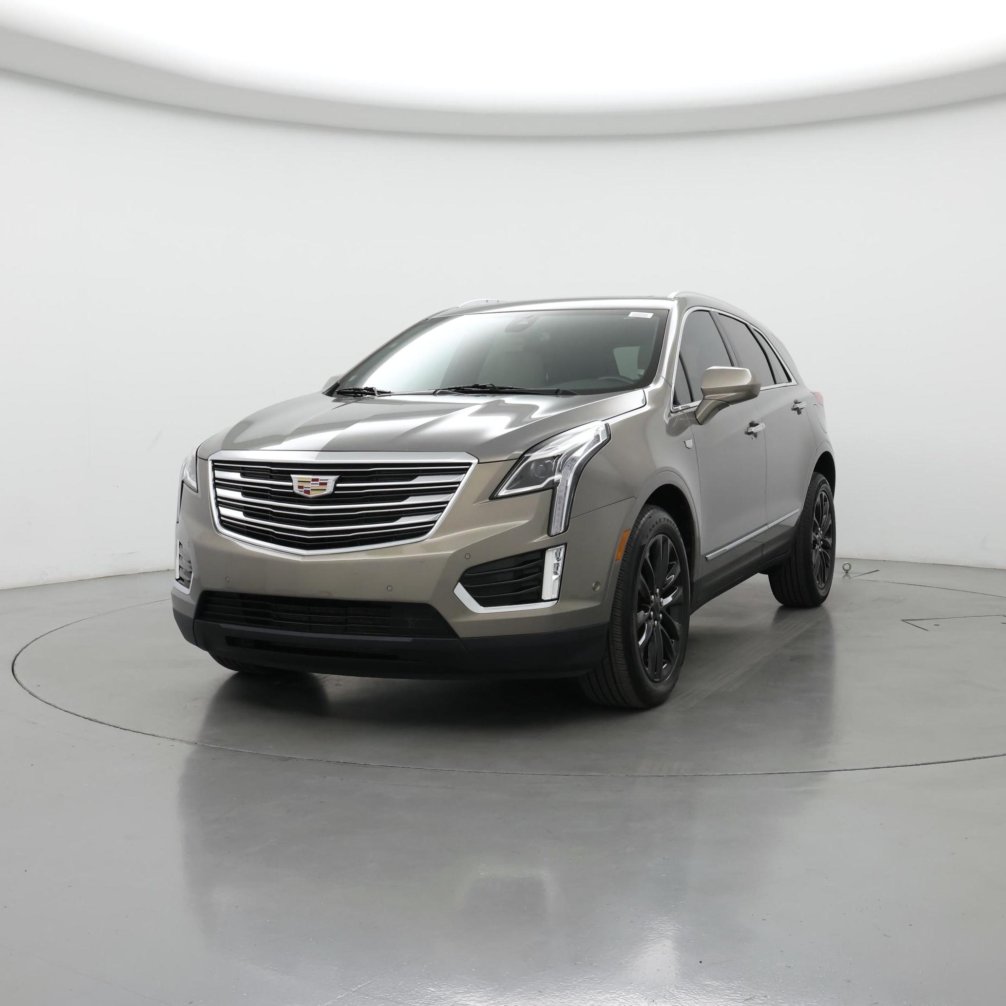 Thumbnail: 2019 Cadillac XT5 - 4