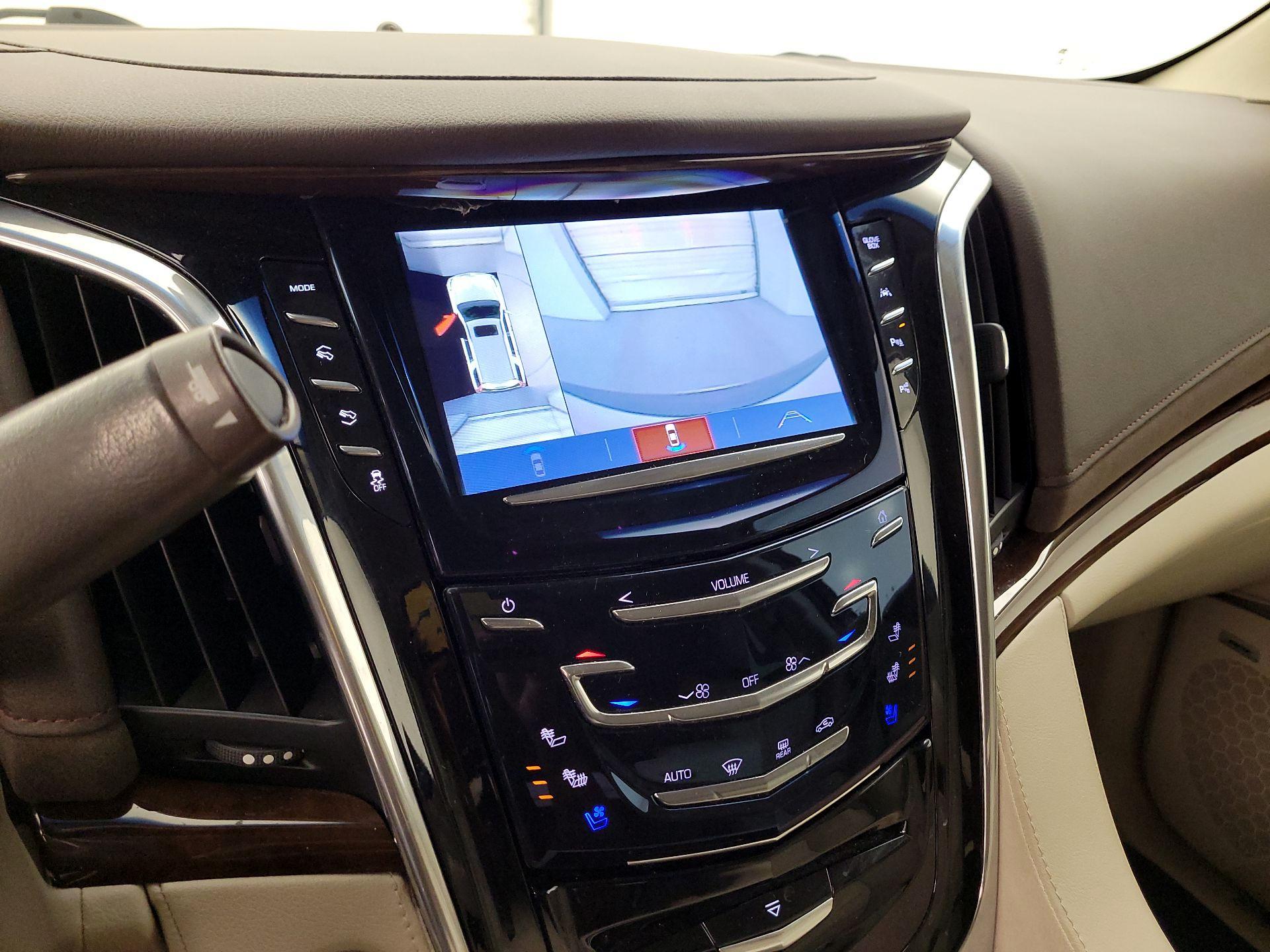 Thumbnail: 2017 Cadillac Escalade - 14