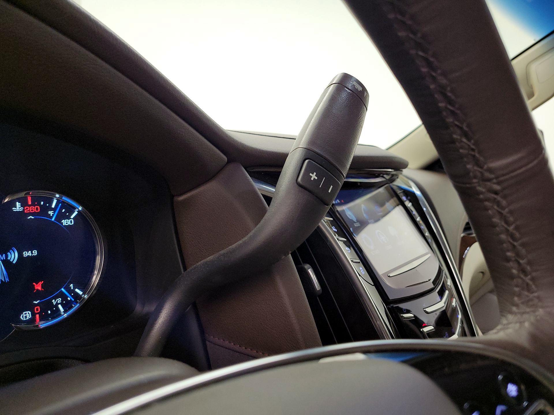 Thumbnail: 2017 Cadillac Escalade - 17