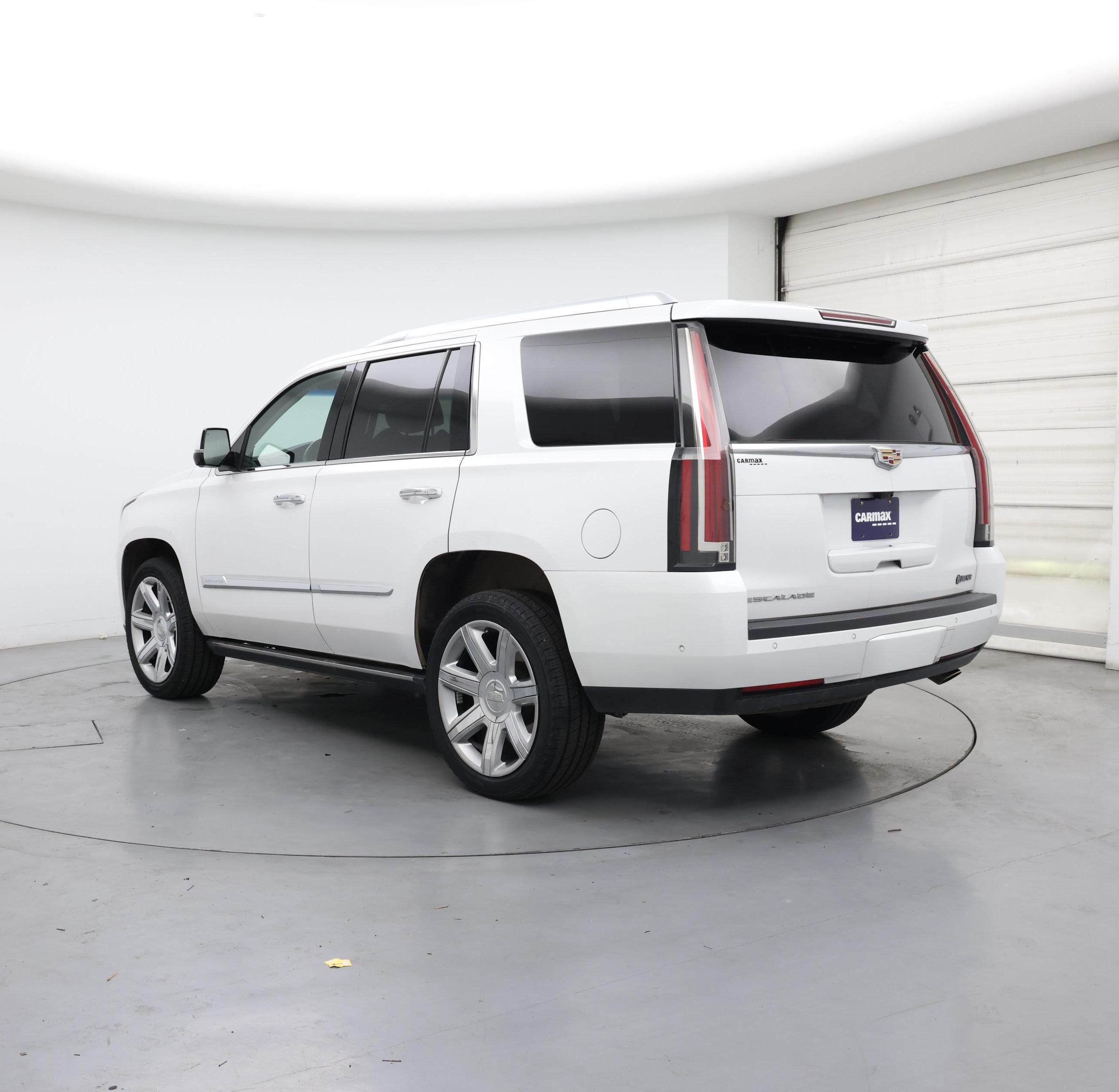Thumbnail: 2017 Cadillac Escalade - 2