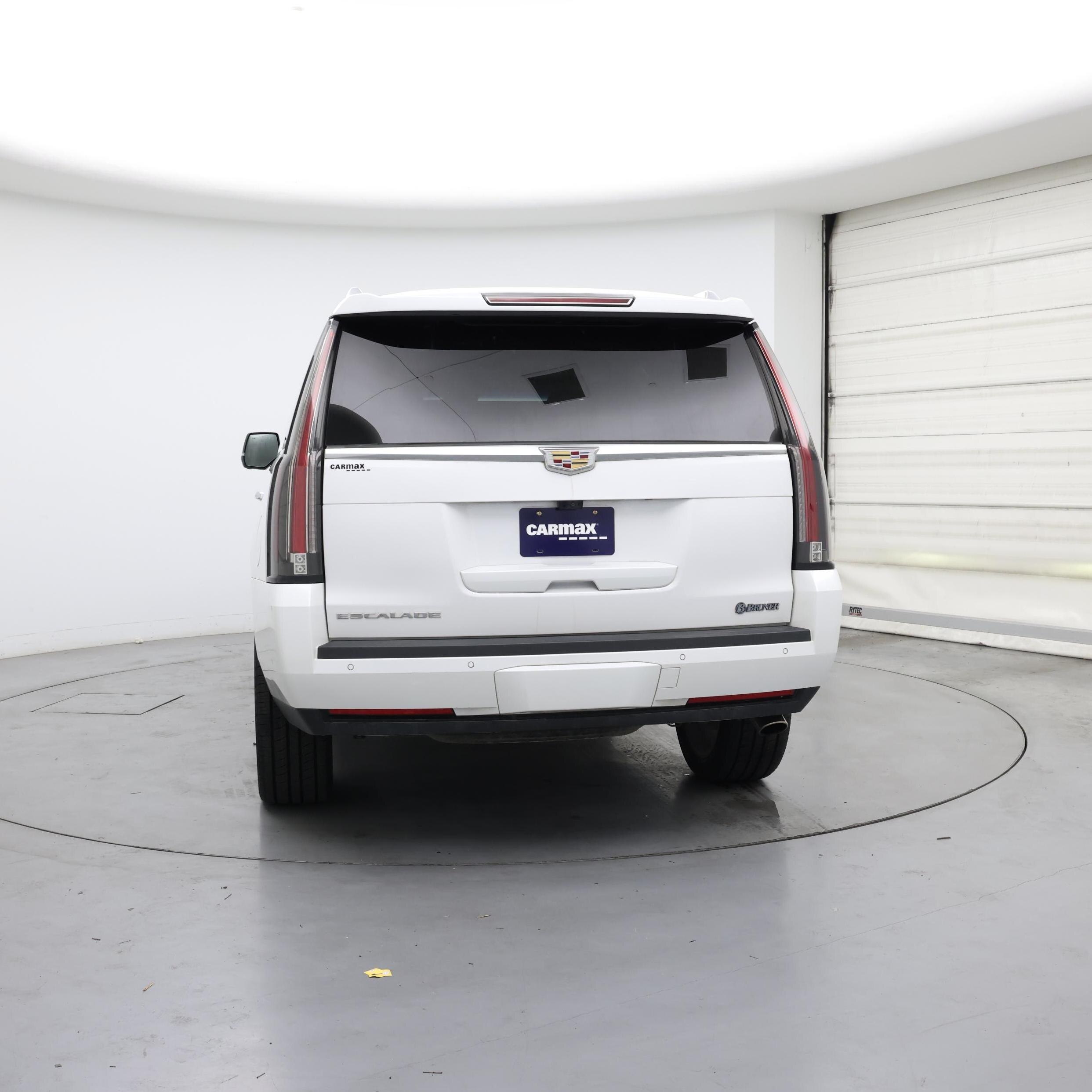 Thumbnail: 2017 Cadillac Escalade - 6
