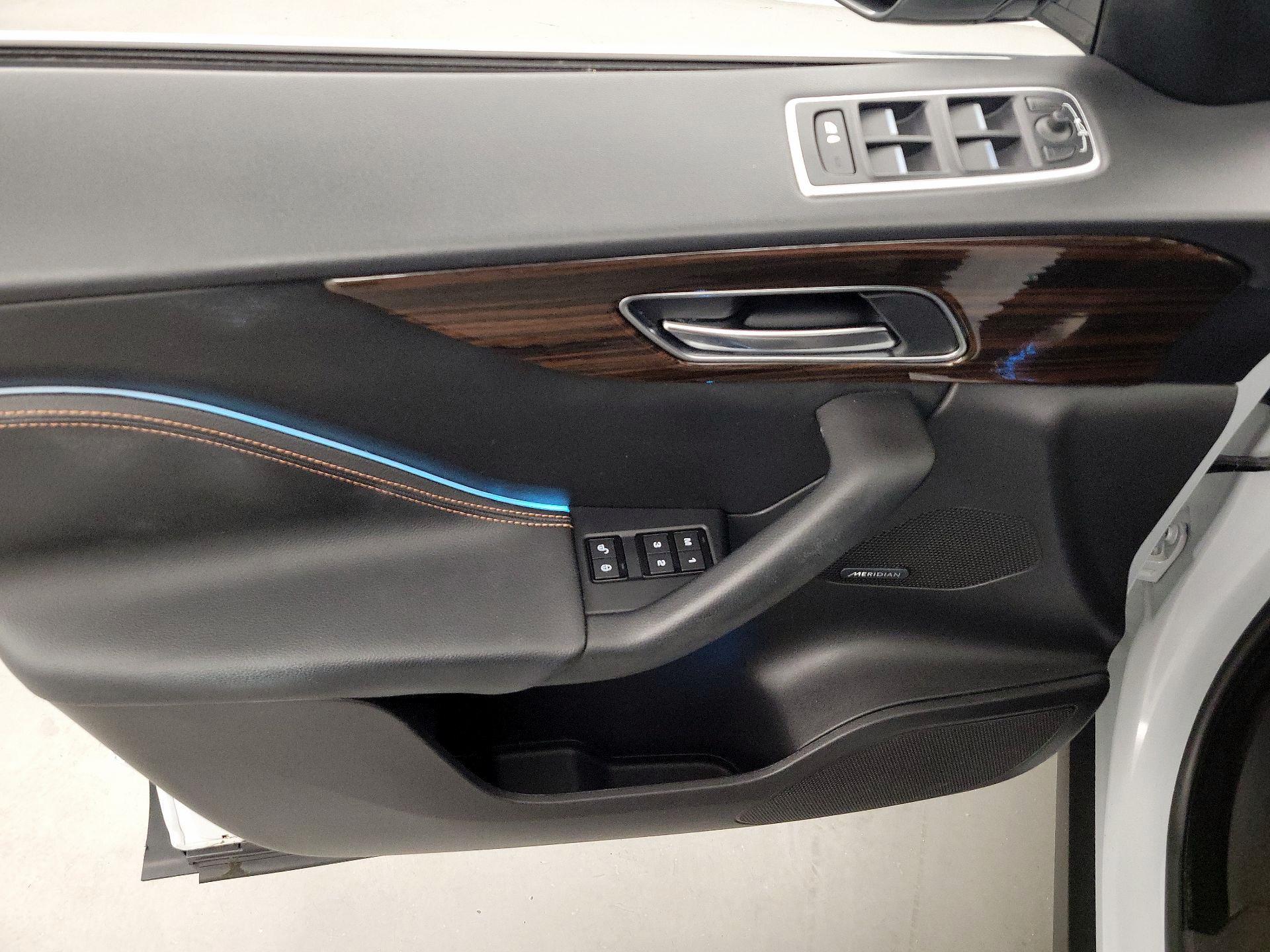 Thumbnail: 2019 Jaguar F-Pace - 12
