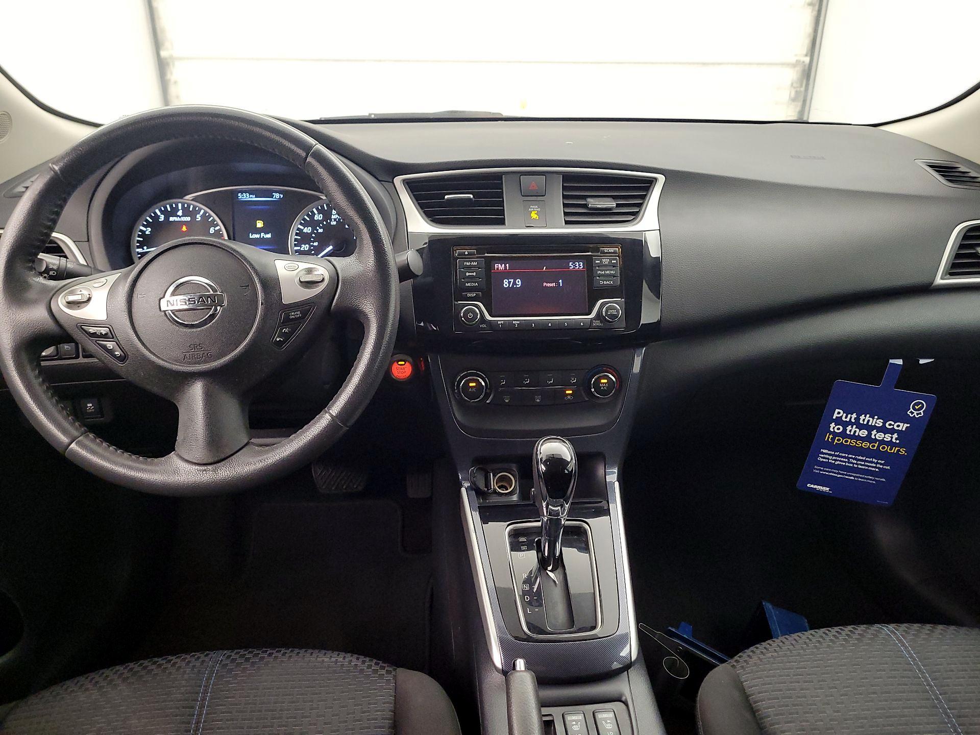 Thumbnail: 2017 Nissan Sentra - 9