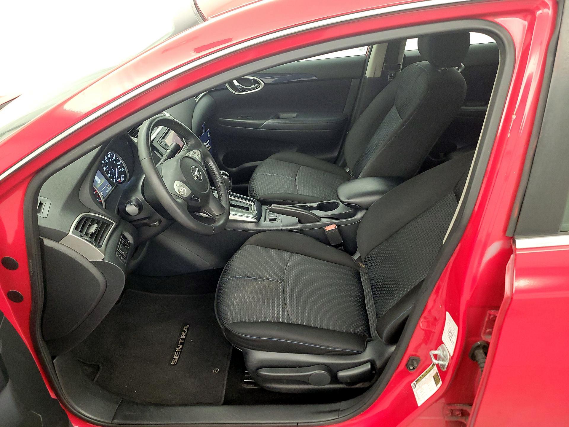 Thumbnail: 2017 Nissan Sentra - 11