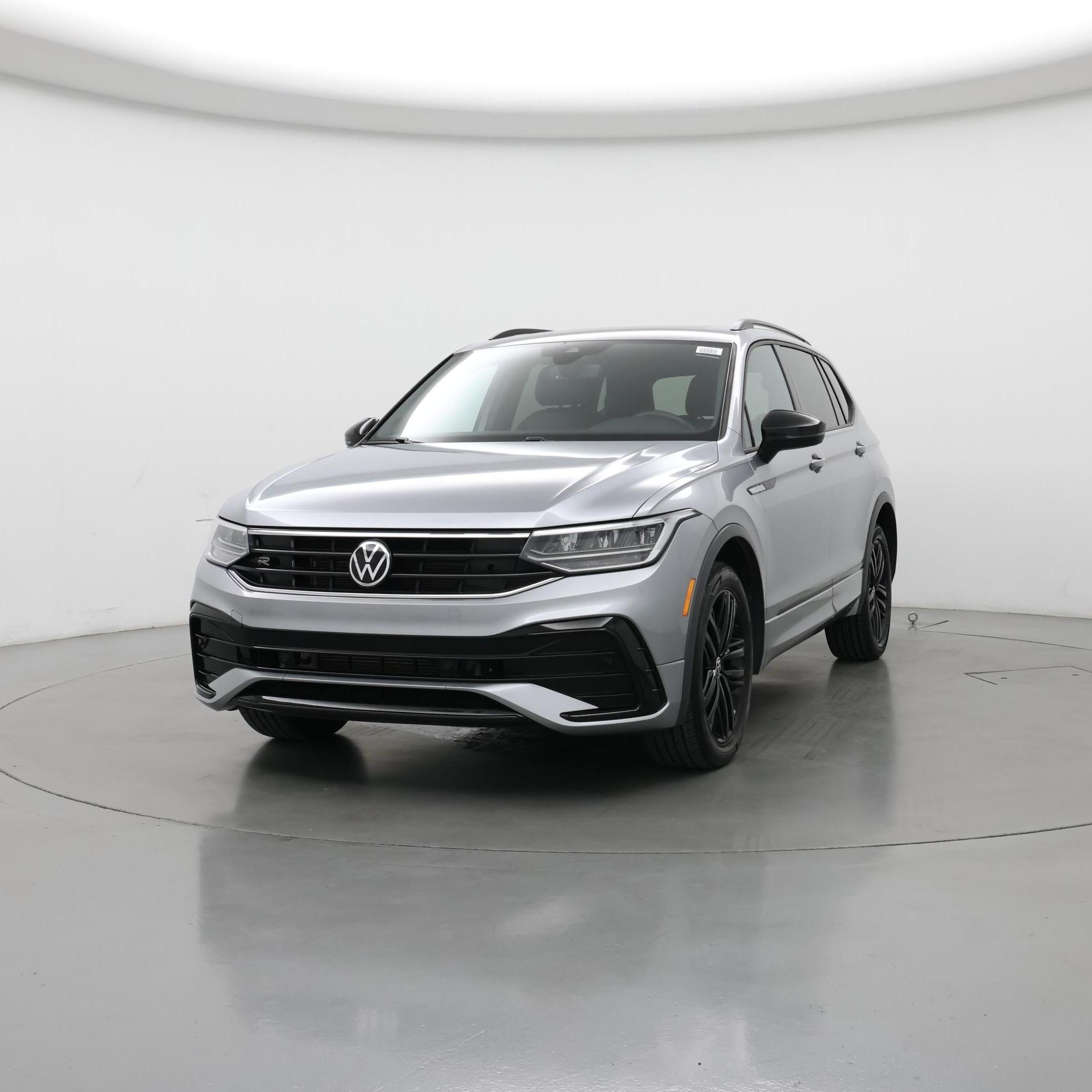Thumbnail: 2022 Volkswagen Tiguan - 4