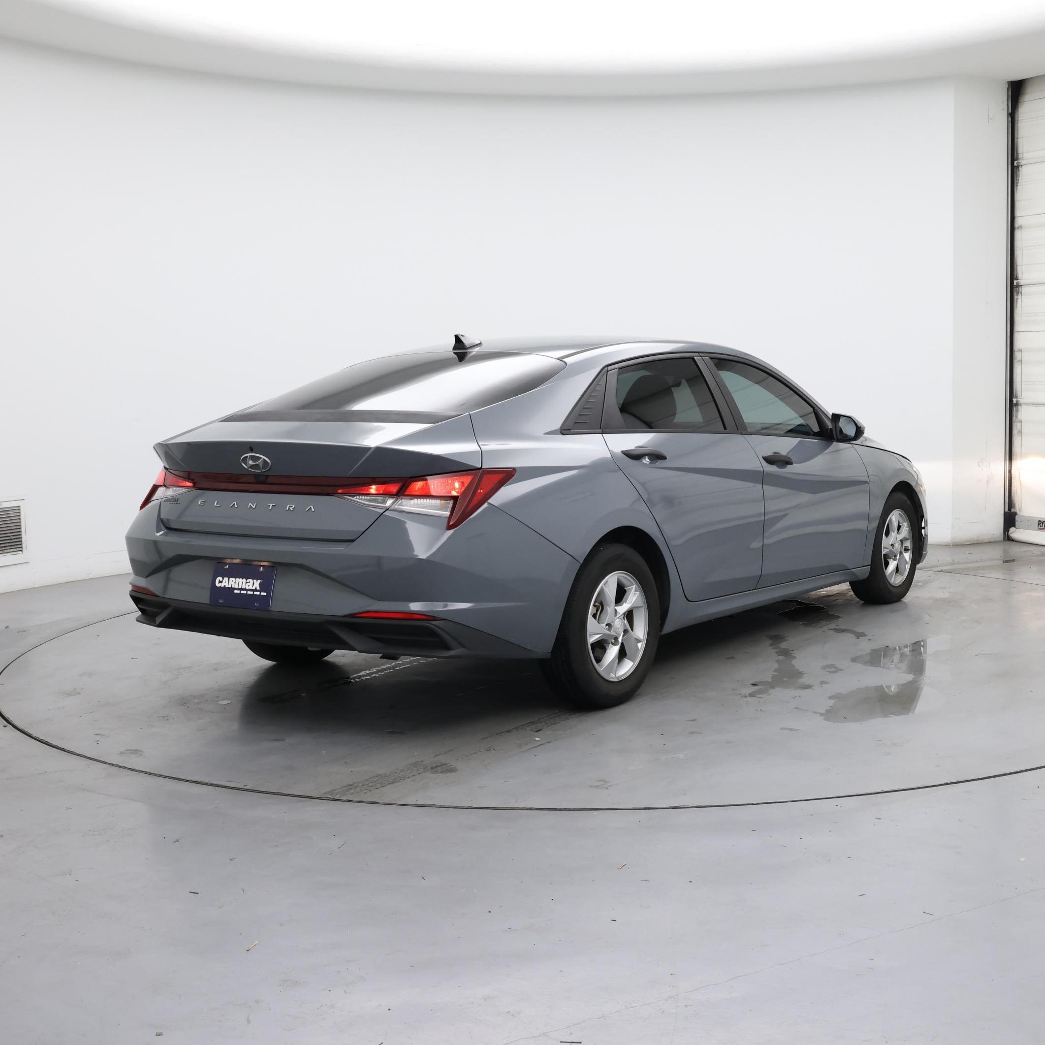 Thumbnail: 2021 Hyundai Elantra - 8