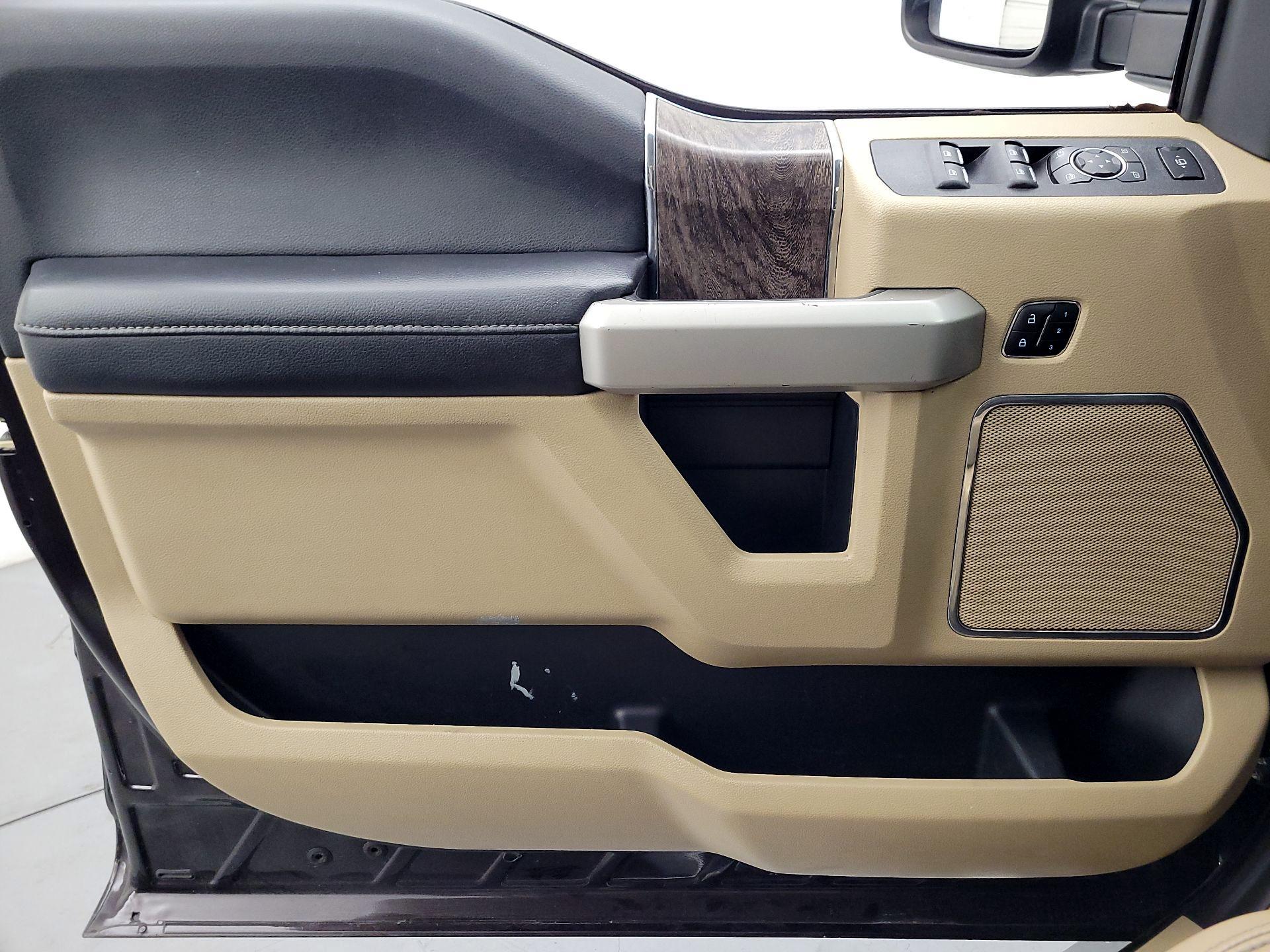 Thumbnail: 2019 Ford F-250 - 12