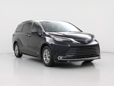 Black 2021 Toyota Sienna Hybrid XLE