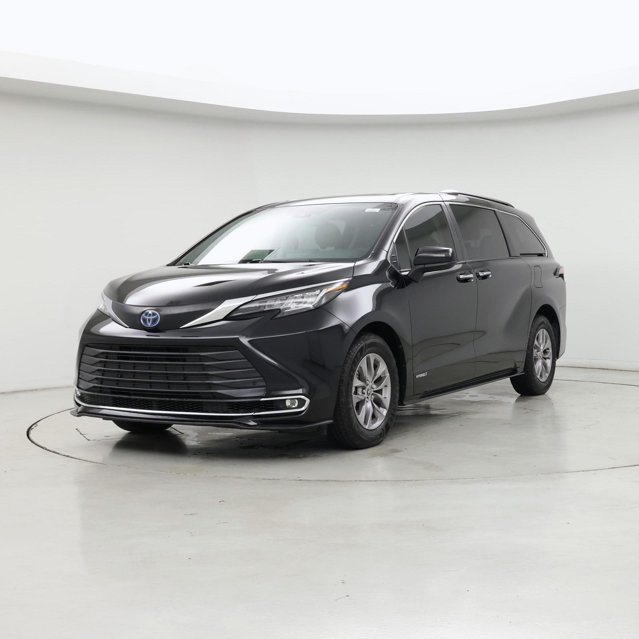 Thumbnail: 2021 Toyota Sienna - 4