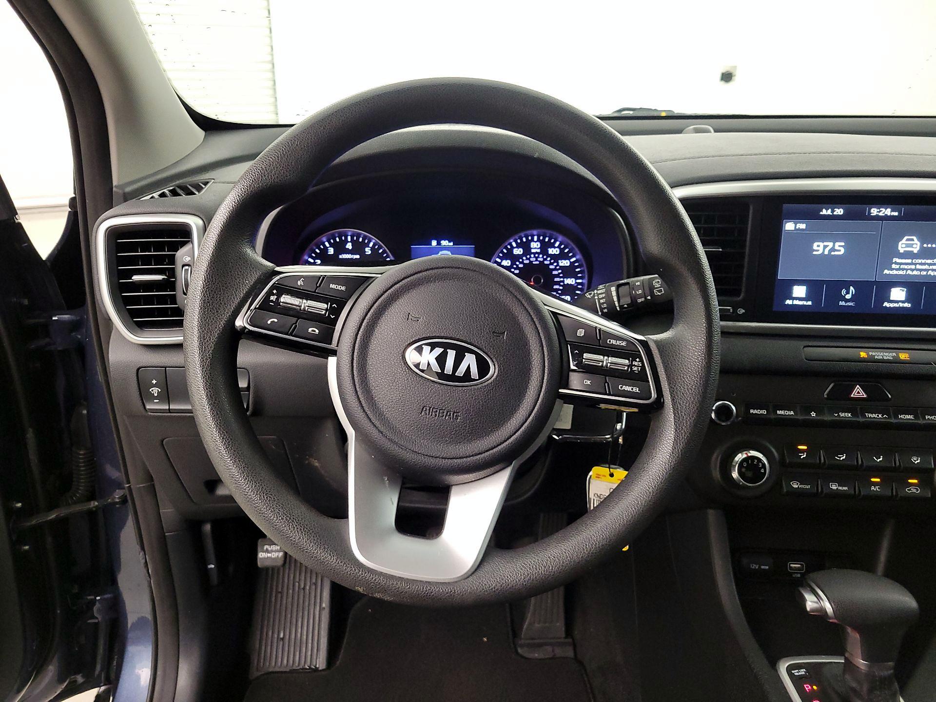Thumbnail: 2022 Kia Sportage - 10