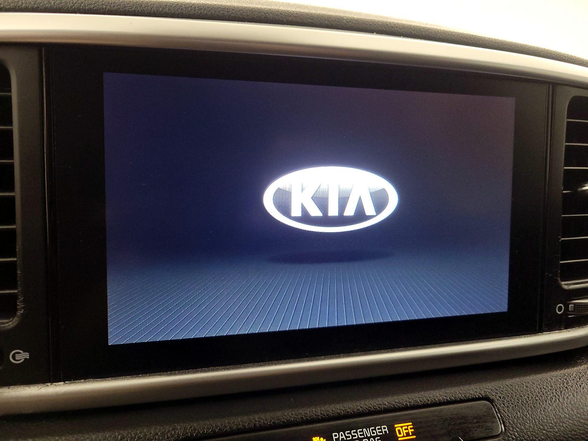 Thumbnail: 2022 Kia Sportage - 15