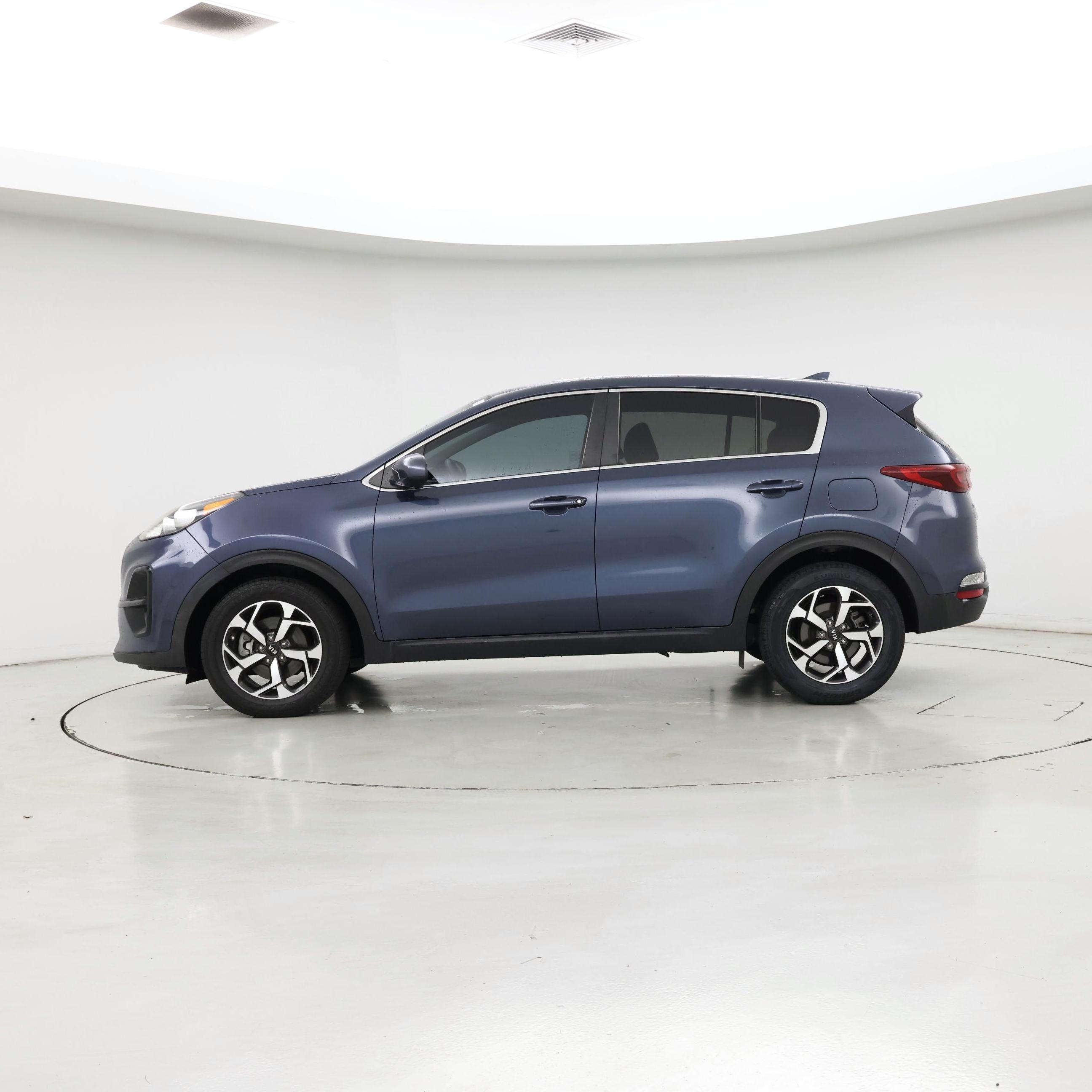 Thumbnail: 2022 Kia Sportage - 3