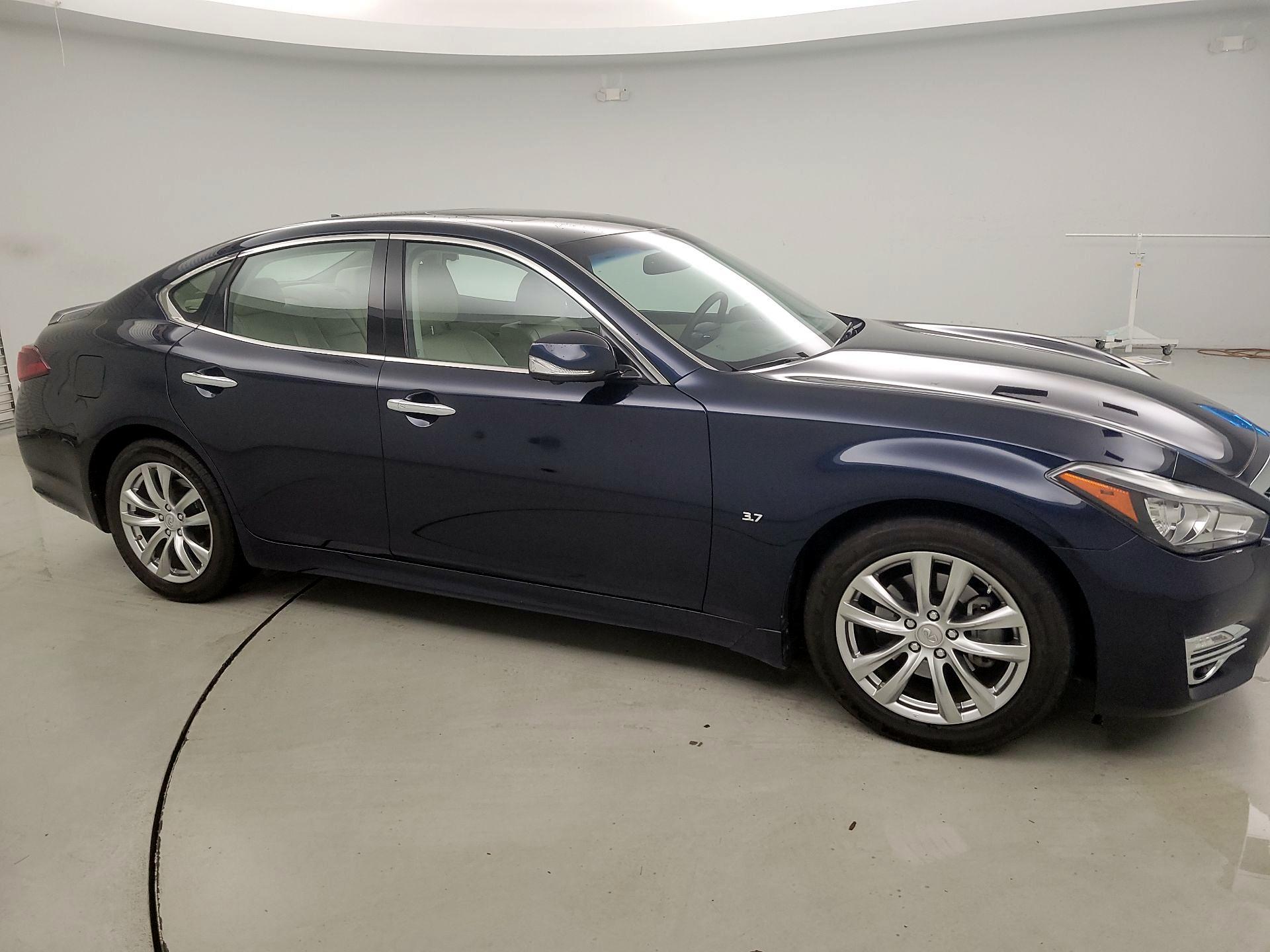 Thumbnail: 2019 INFINITI Q70 - 4