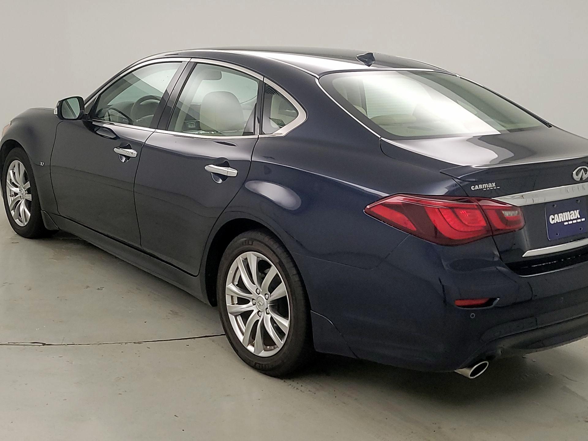 Thumbnail: 2019 INFINITI Q70 - 7