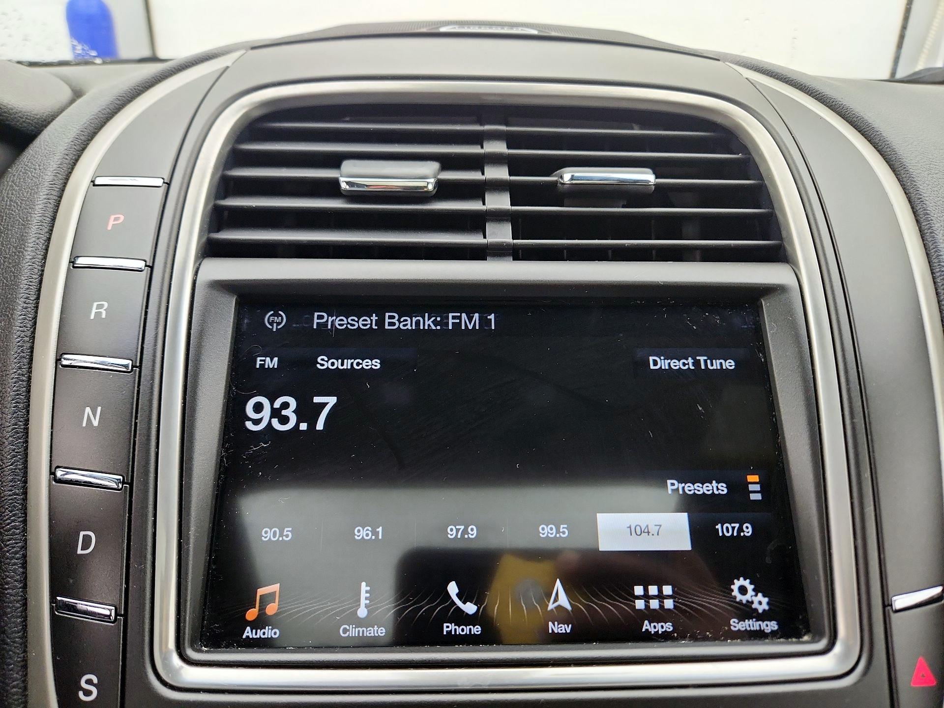 Thumbnail: 2018 Lincoln MKX - 16