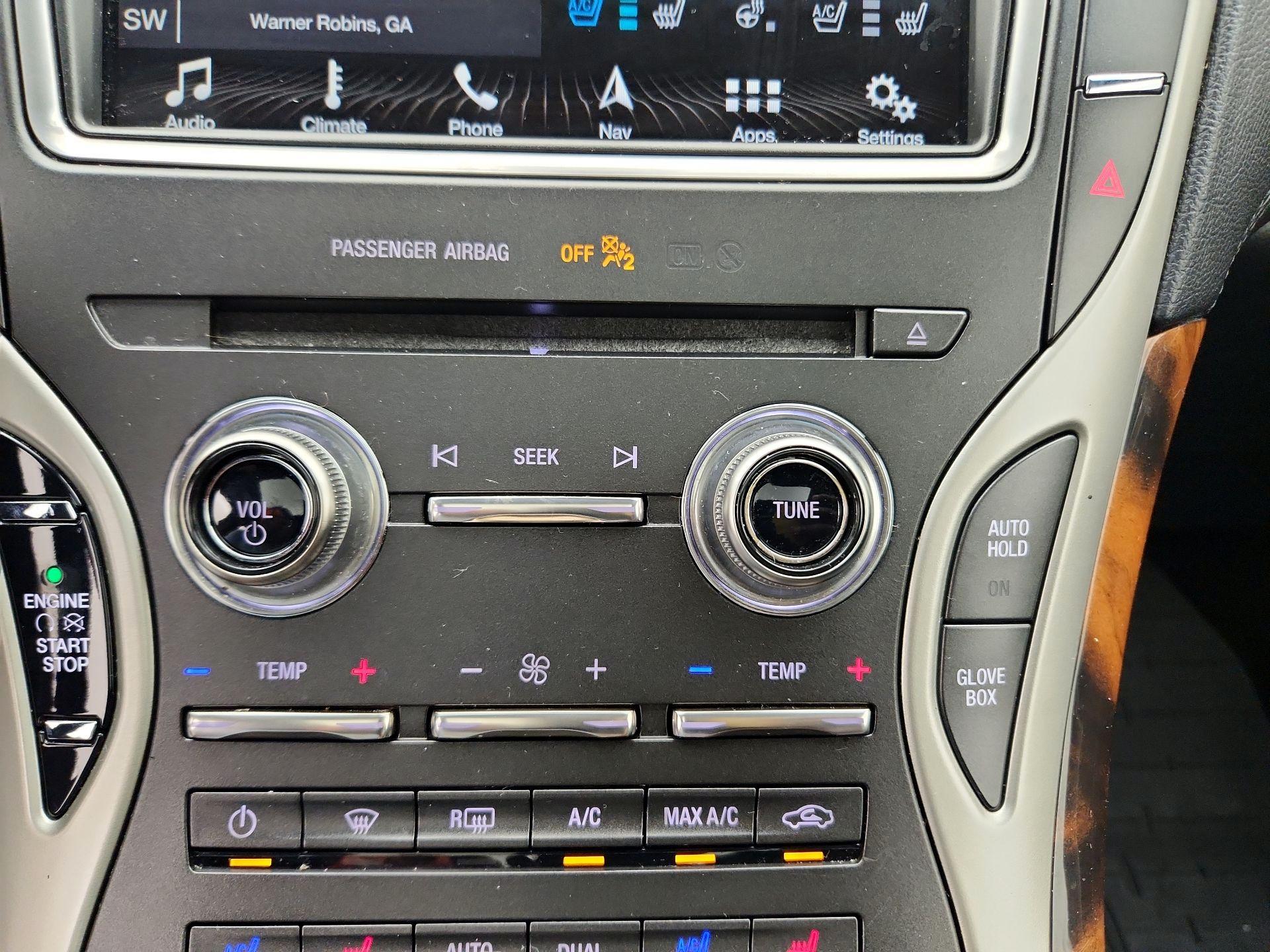Thumbnail: 2018 Lincoln MKX - 17