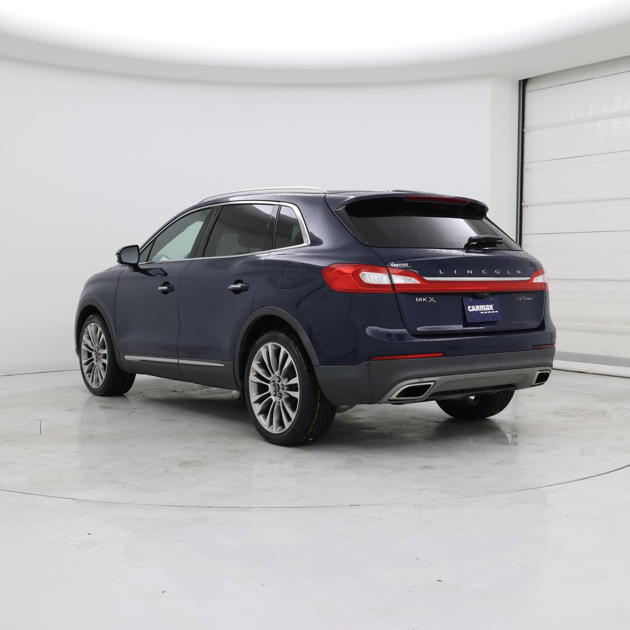 Thumbnail: 2018 Lincoln MKX - 2
