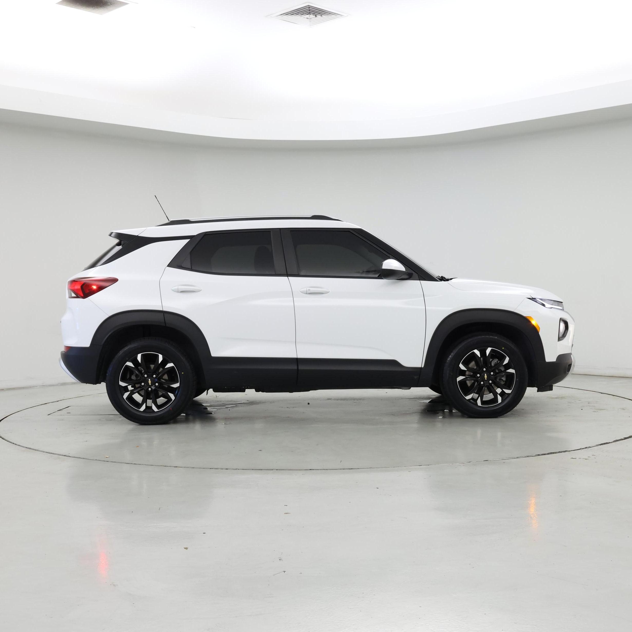 Thumbnail: 2023 Chevrolet TrailBlazer - 7