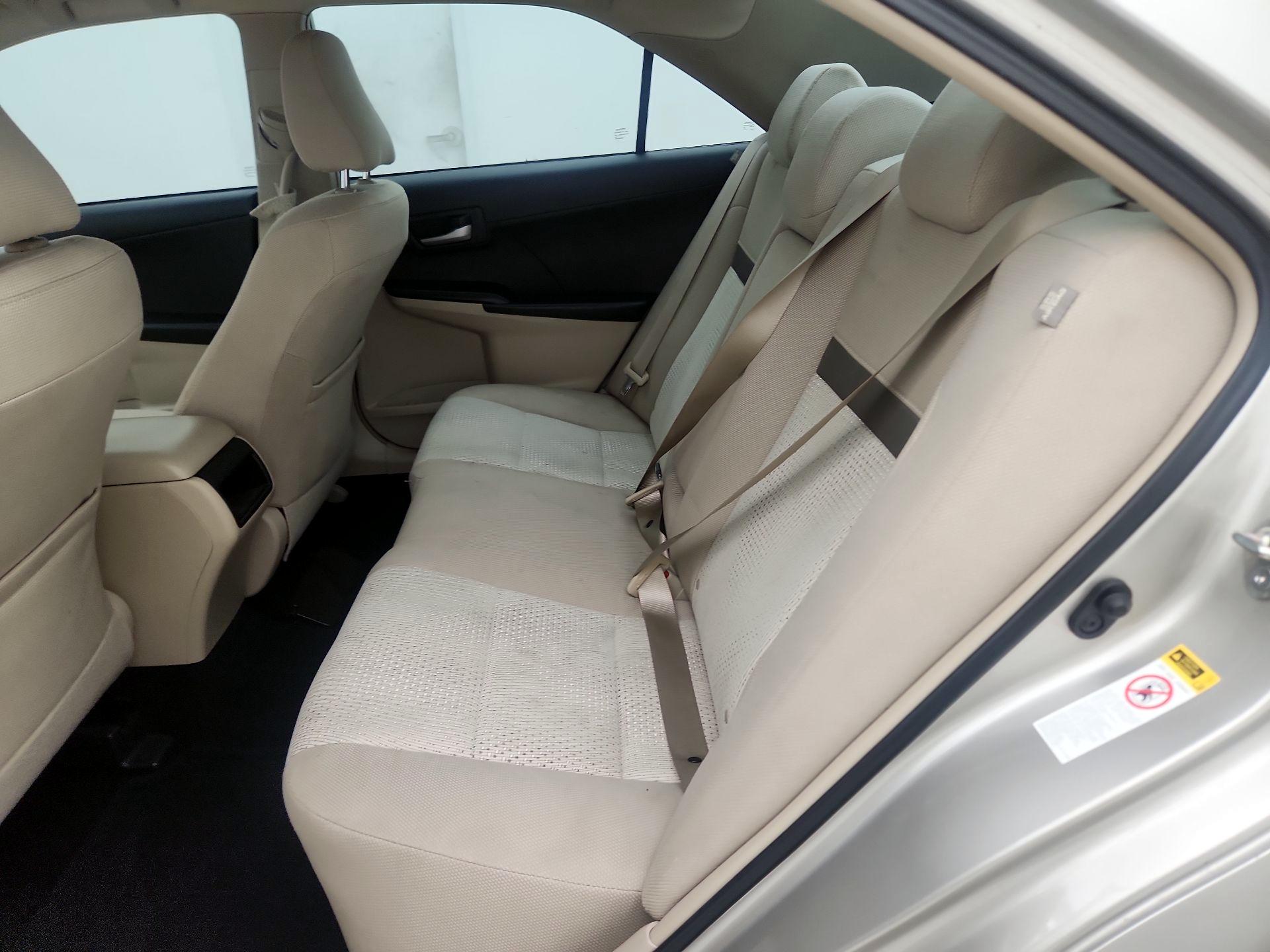 Thumbnail: 2014 Toyota Camry - 19