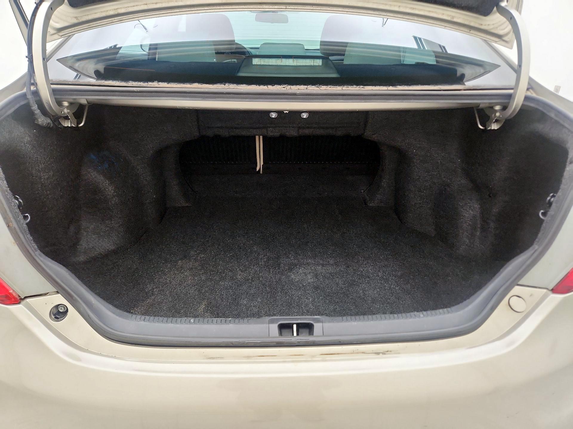 Thumbnail: 2014 Toyota Camry - 20