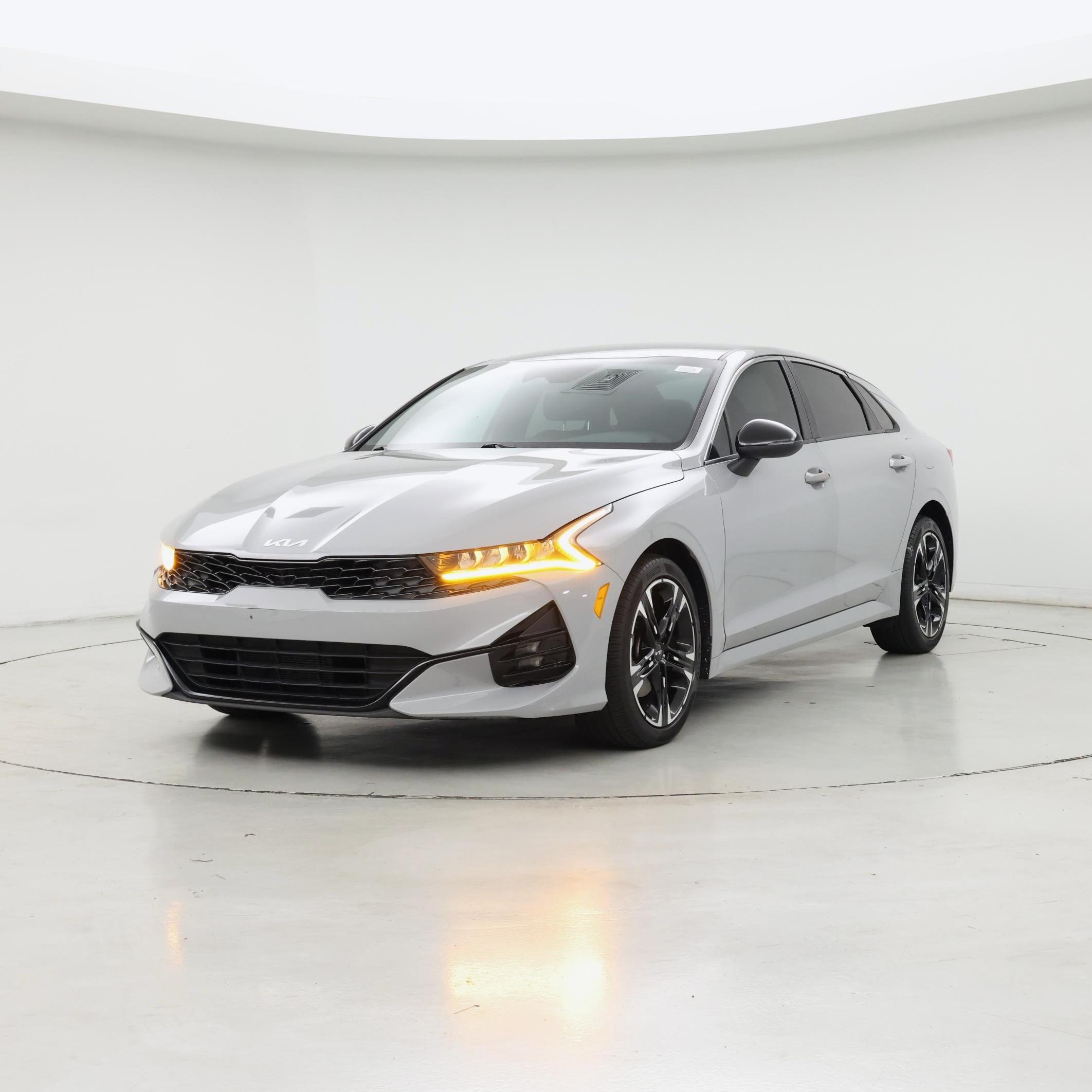 Thumbnail: 2023 Kia K5 - 4
