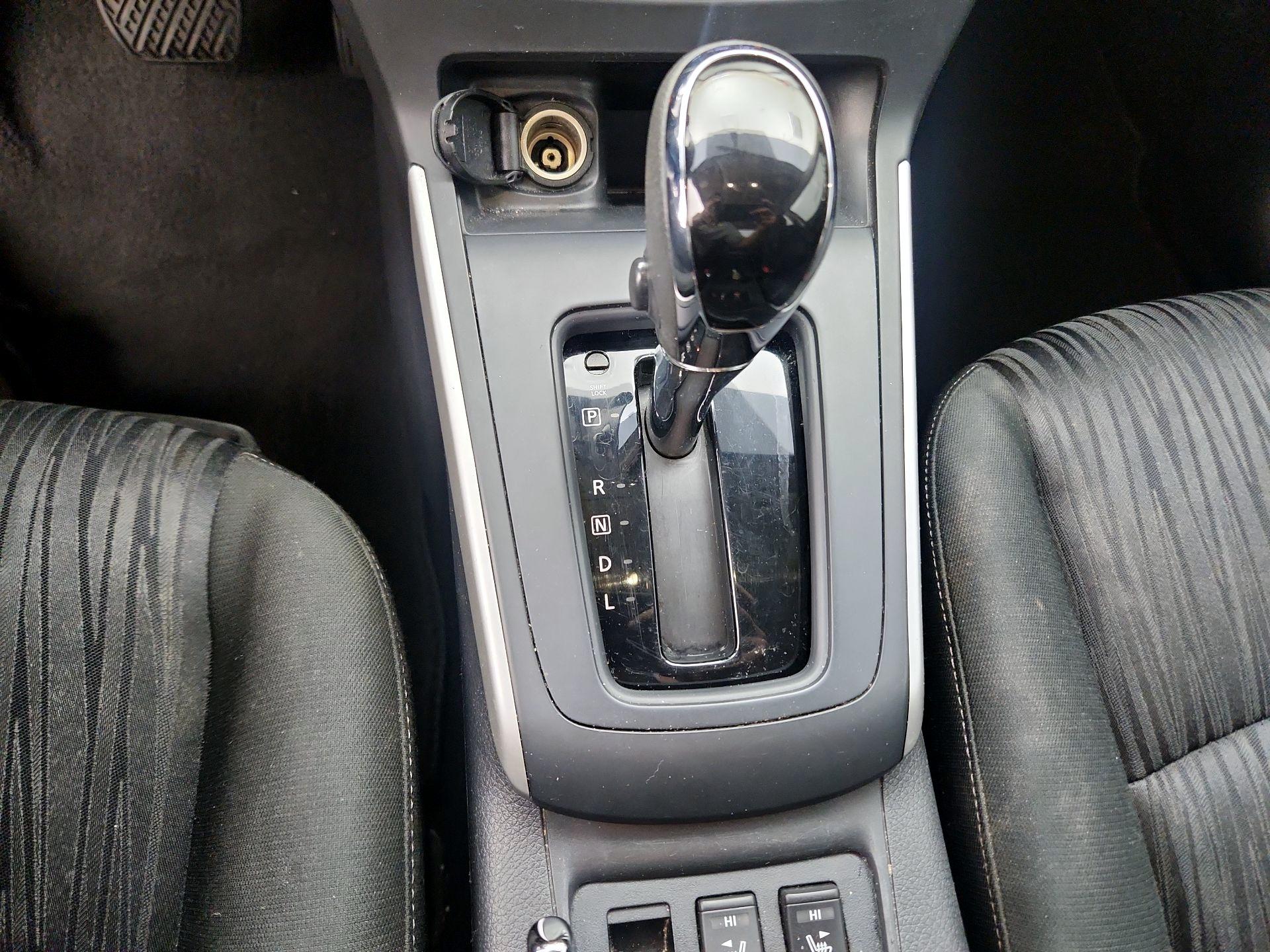 Thumbnail: 2019 Nissan Sentra - 17