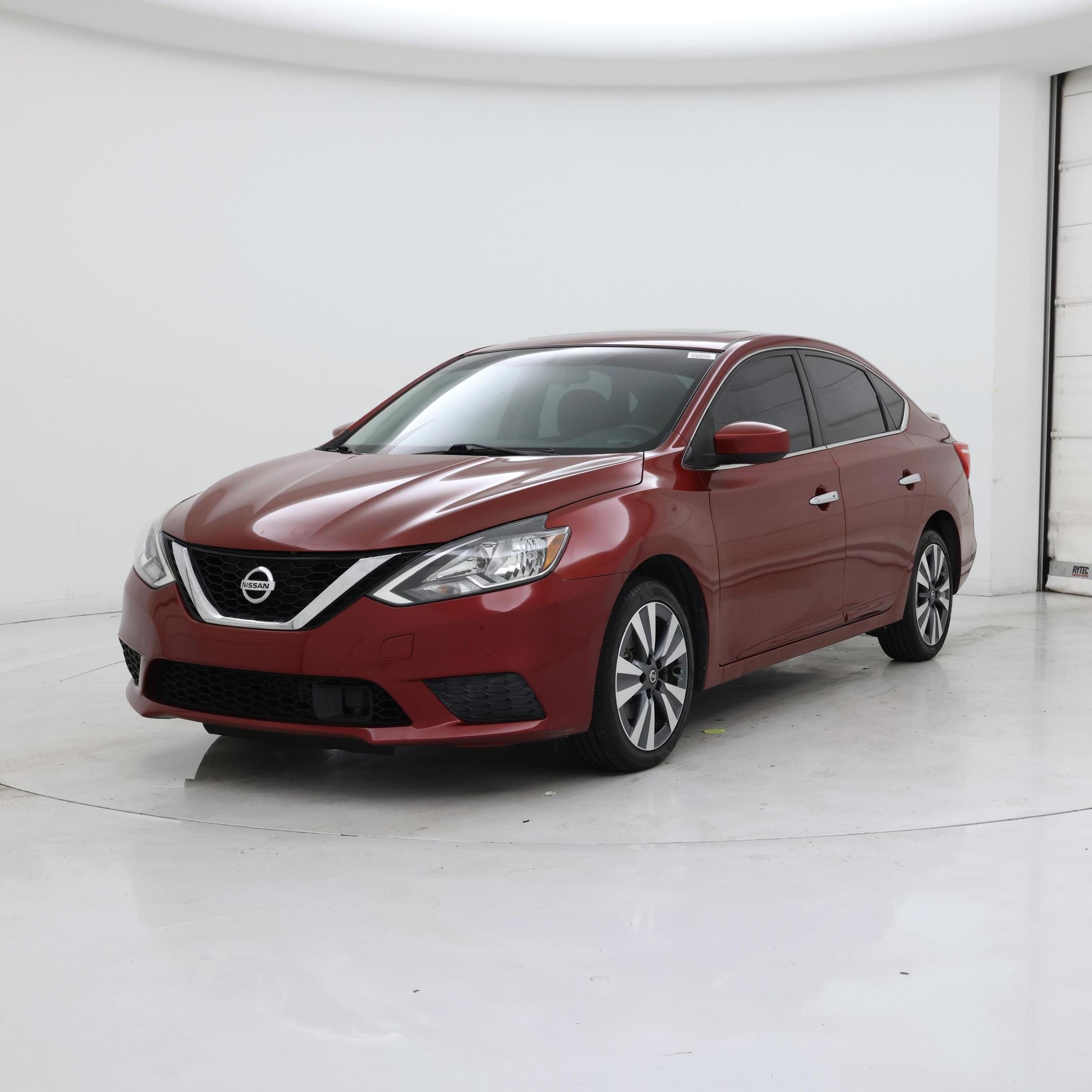 Thumbnail: 2019 Nissan Sentra - 4