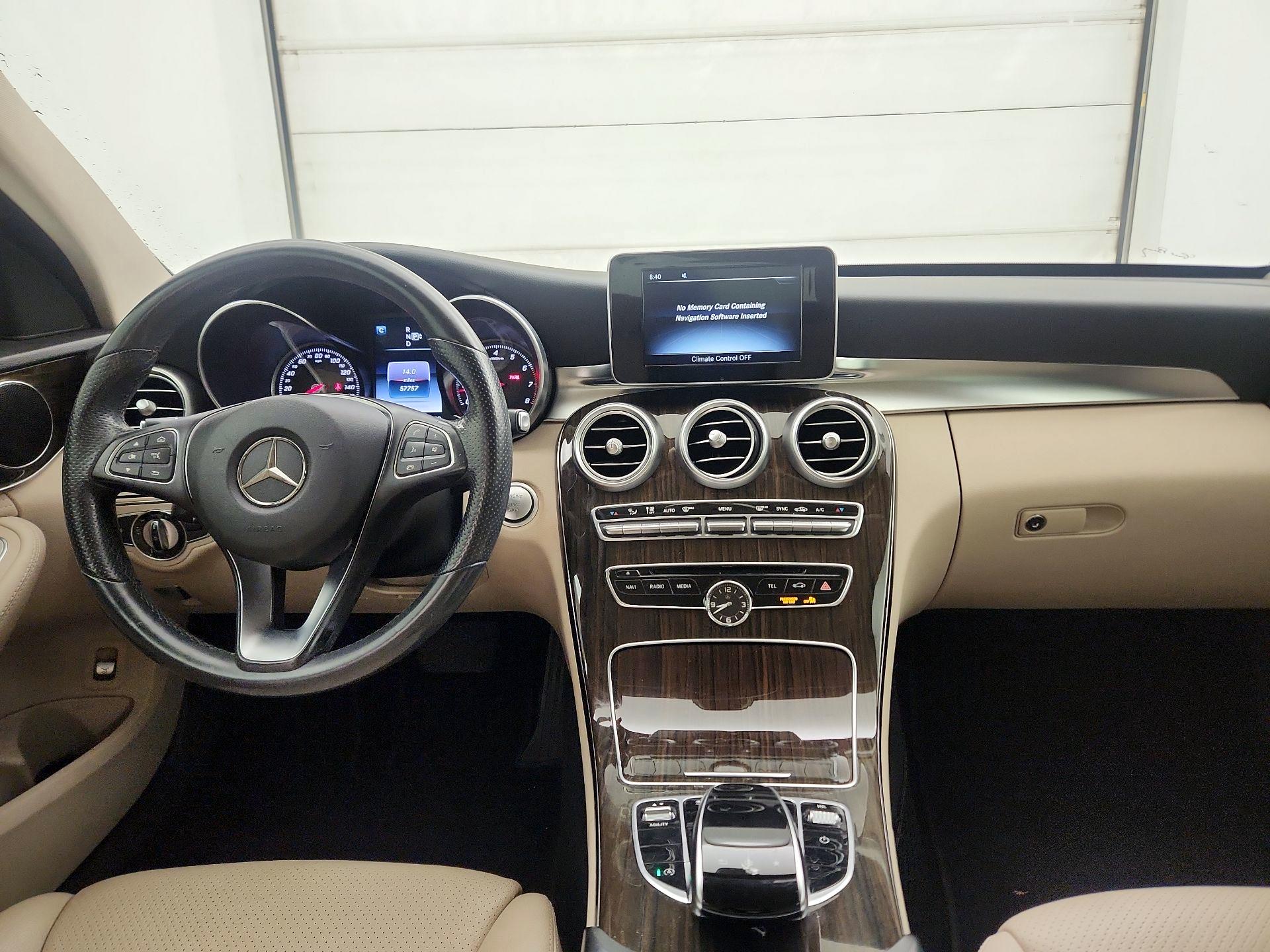 Thumbnail: 2015 Mercedes-Benz C-Class - 9