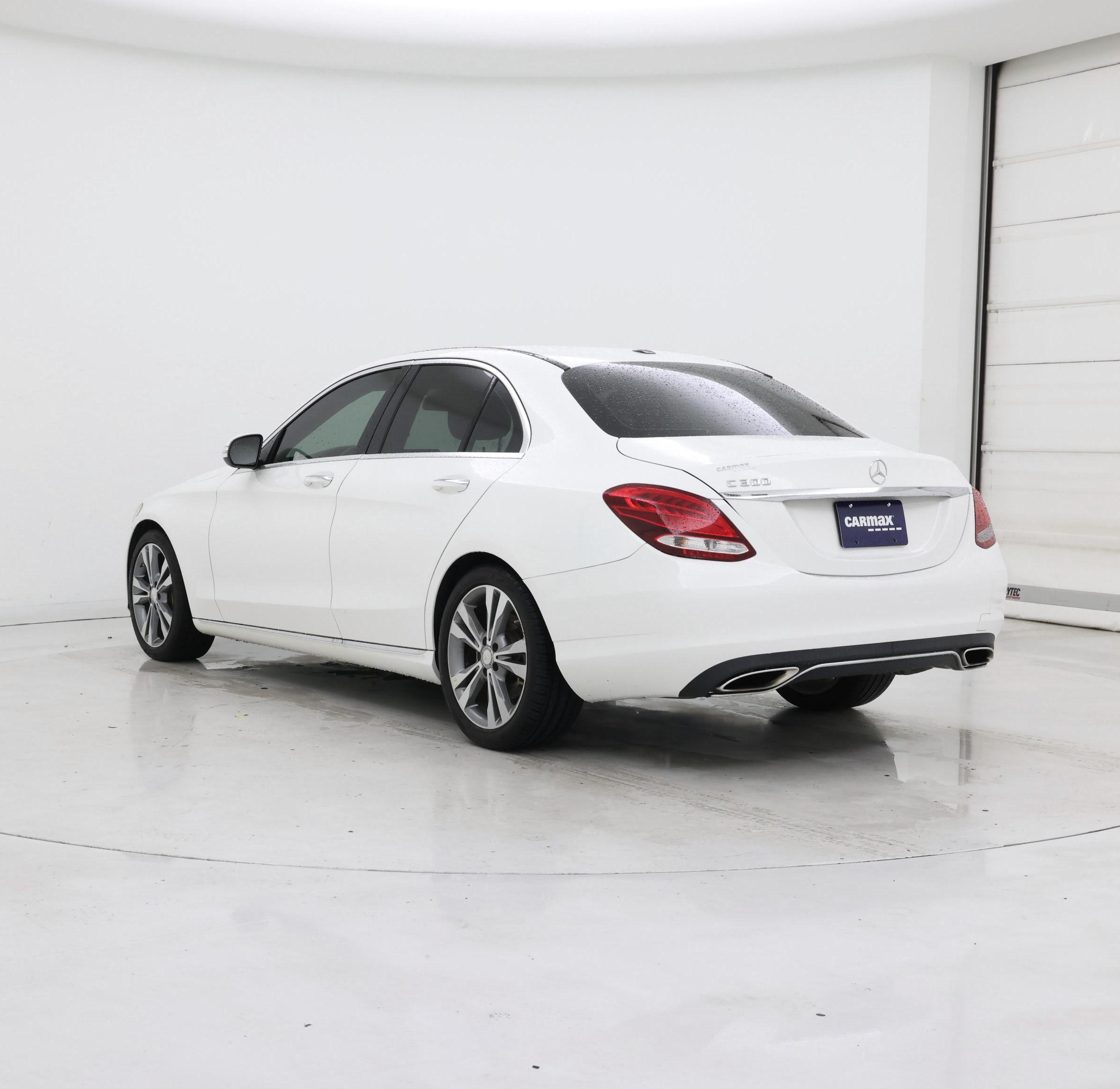 Thumbnail: 2015 Mercedes-Benz C-Class - 2