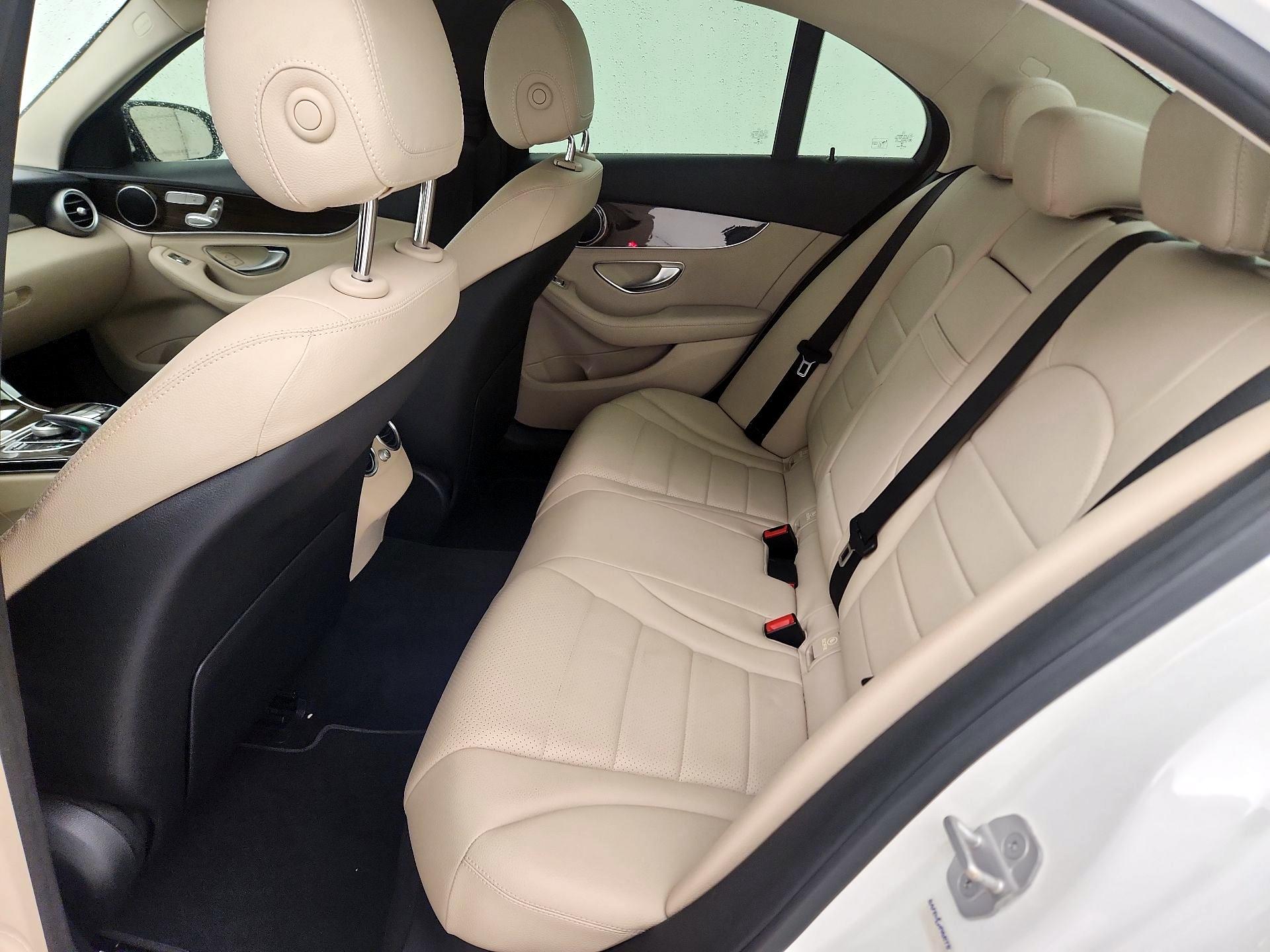 Thumbnail: 2015 Mercedes-Benz C-Class - 19