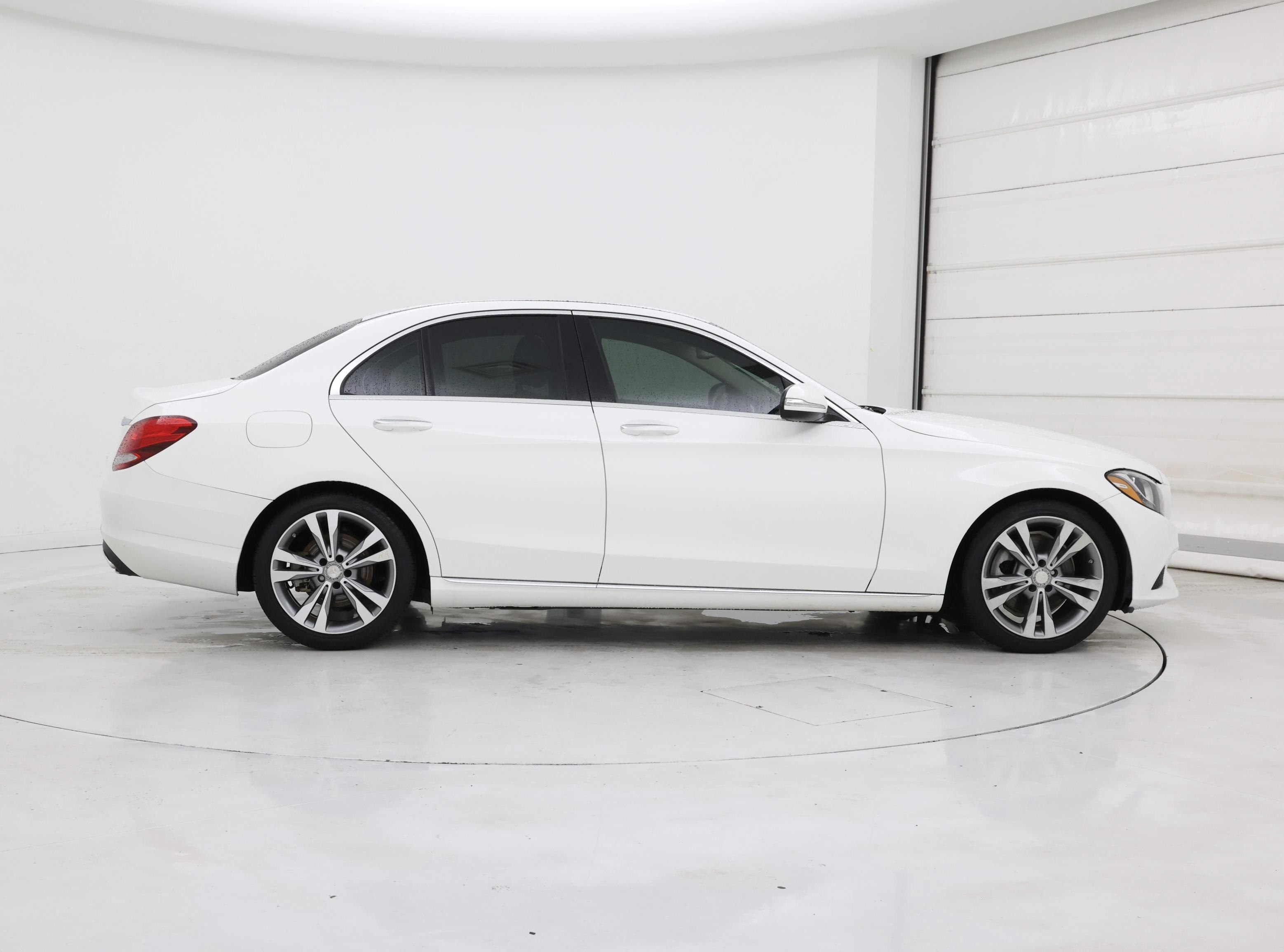 Thumbnail: 2015 Mercedes-Benz C-Class - 7