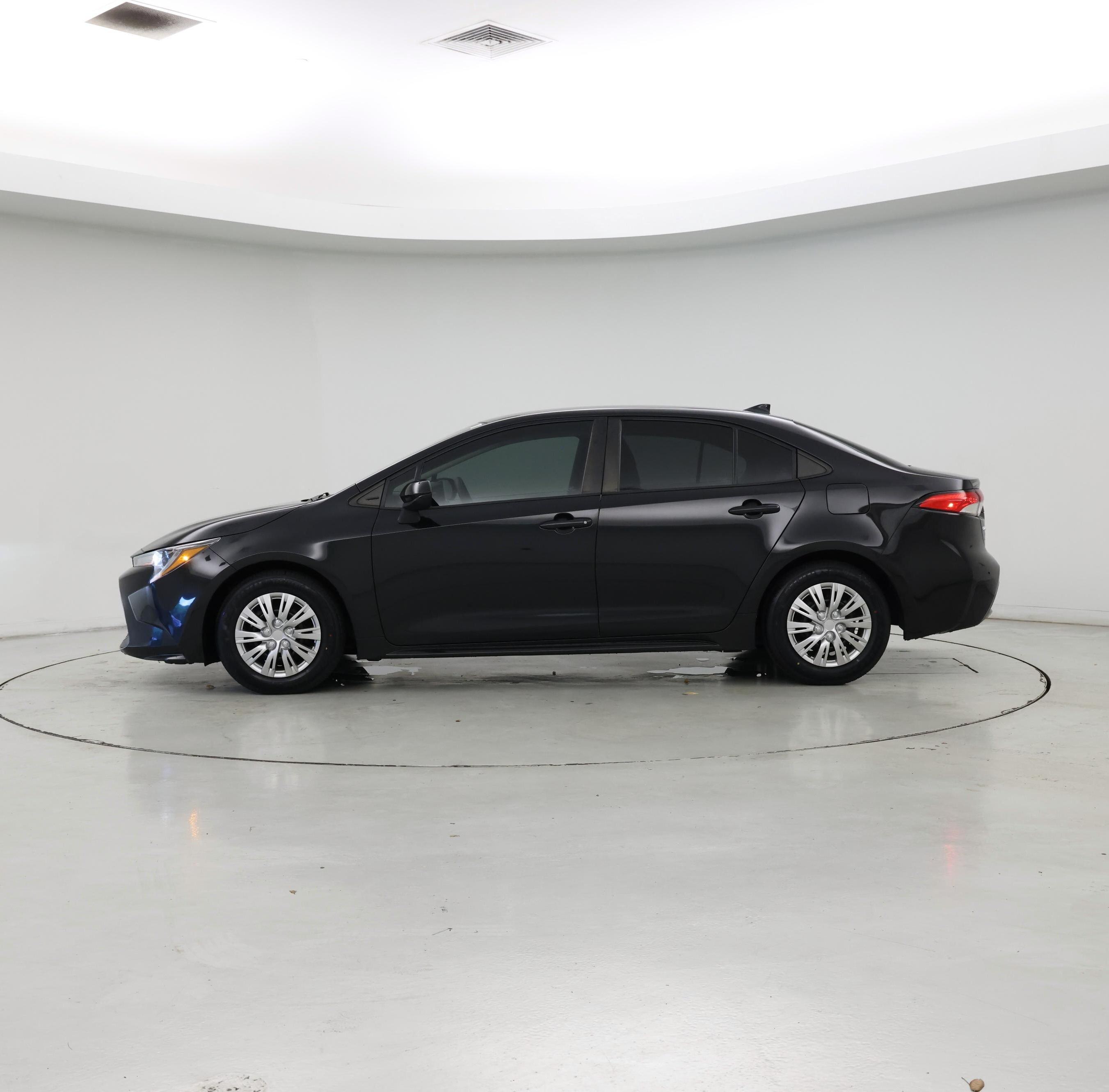 Thumbnail: 2021 Toyota Corolla - 3