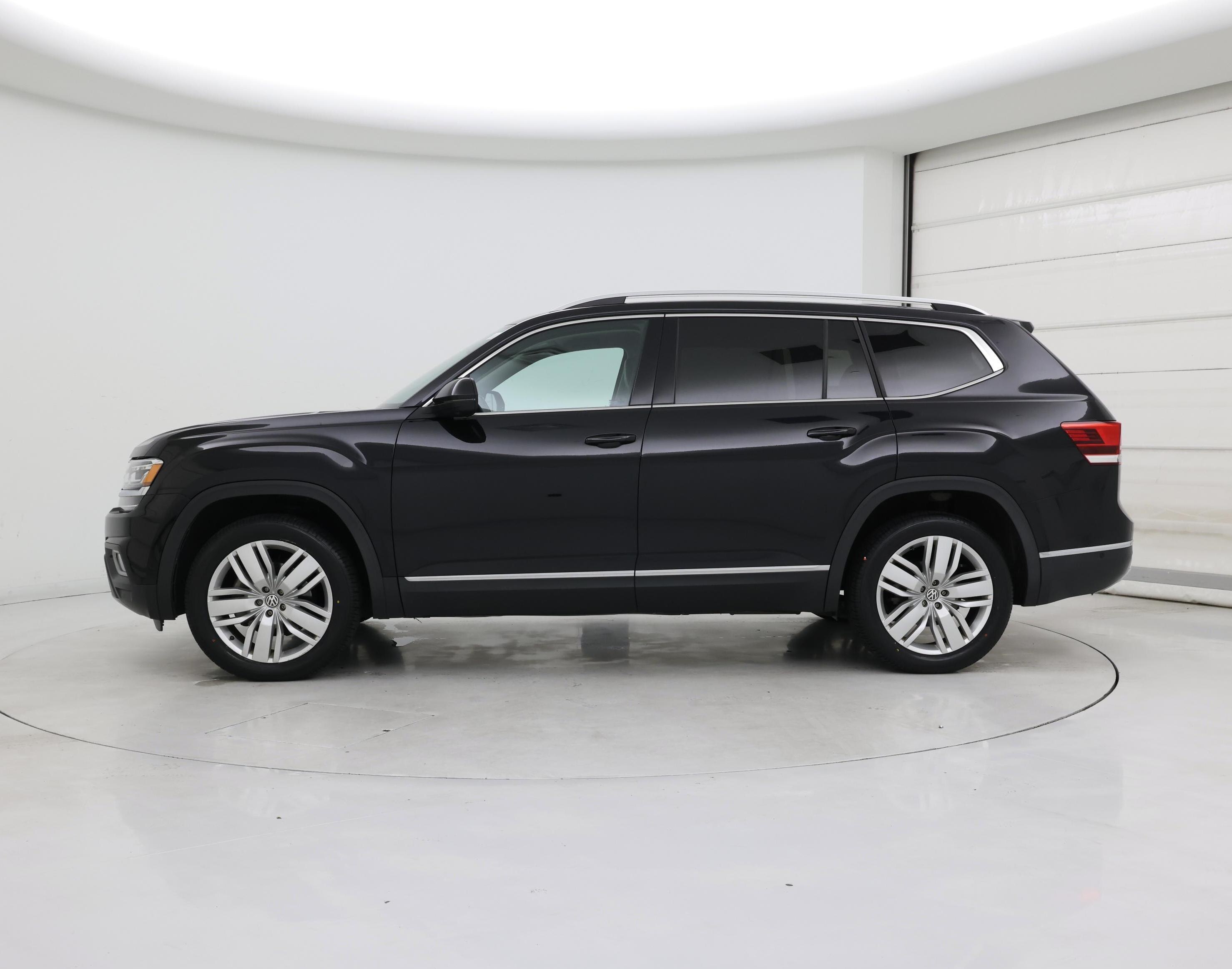Thumbnail: 2018 Volkswagen Atlas - 3