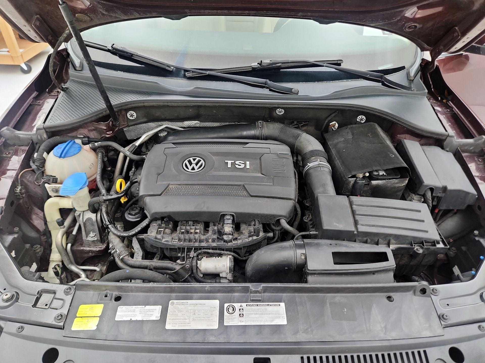 Thumbnail: 2014 Volkswagen Passat - 20