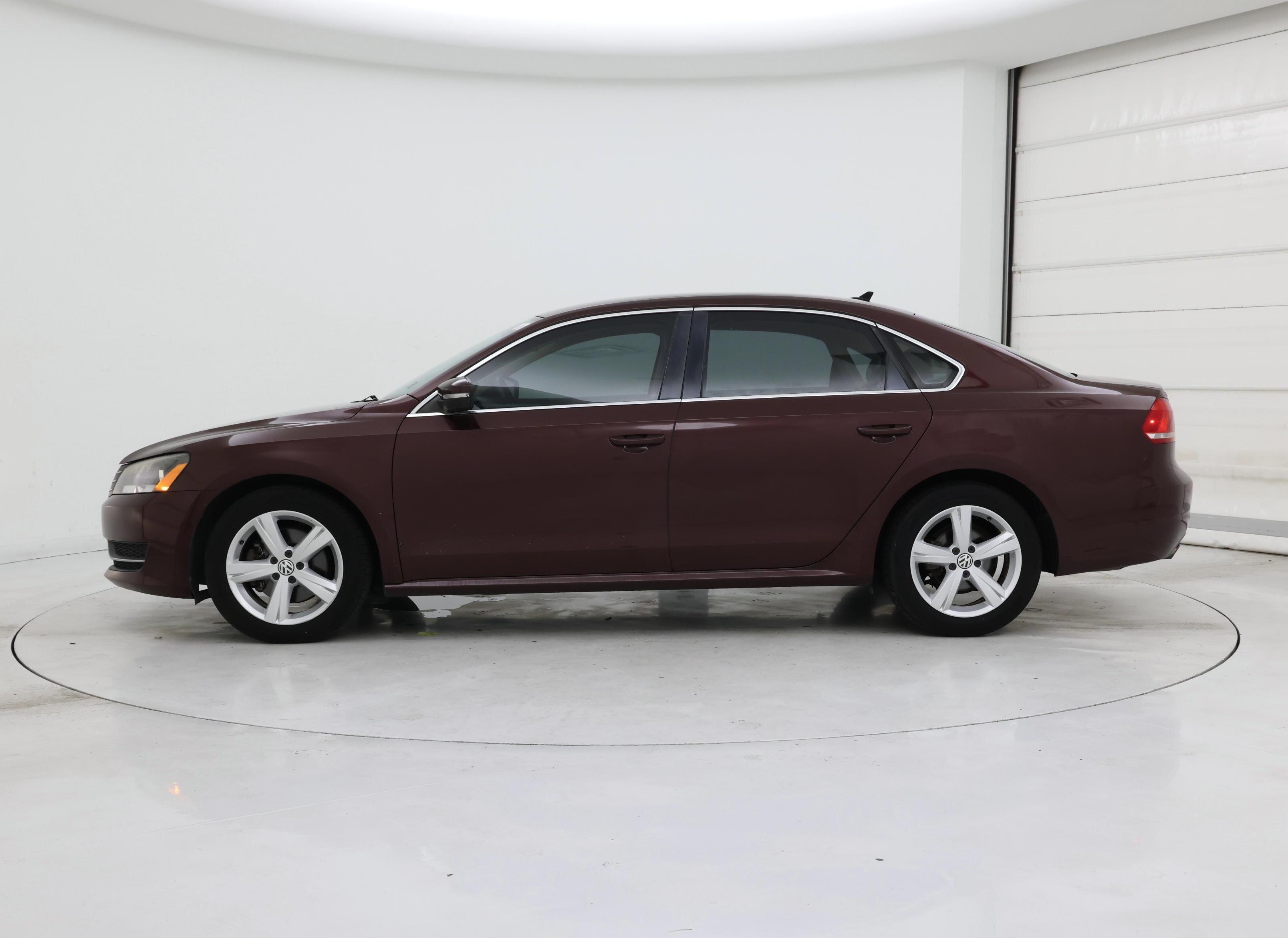 Thumbnail: 2014 Volkswagen Passat - 3