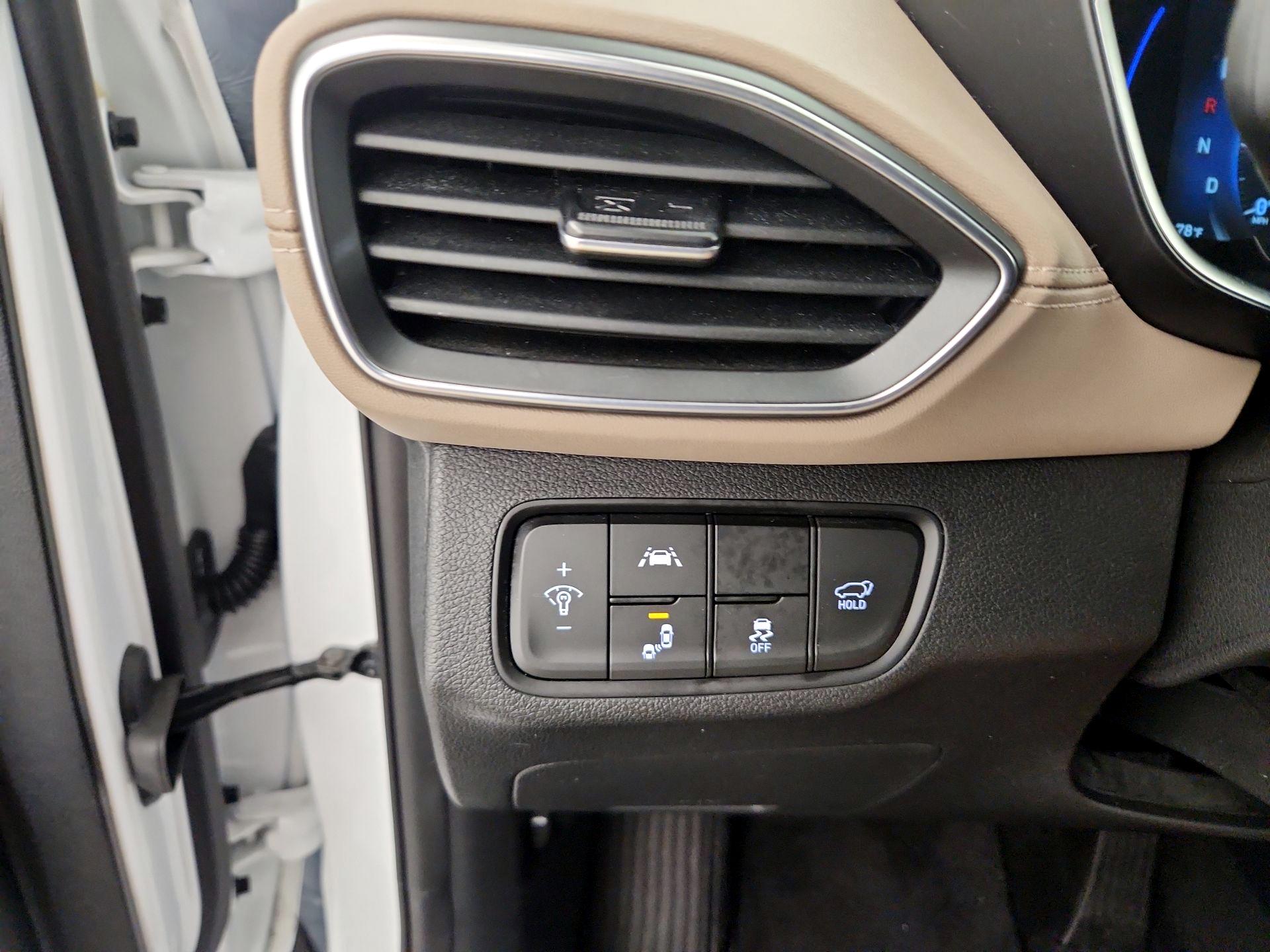 Thumbnail: 2020 Hyundai Santa Fe - 13