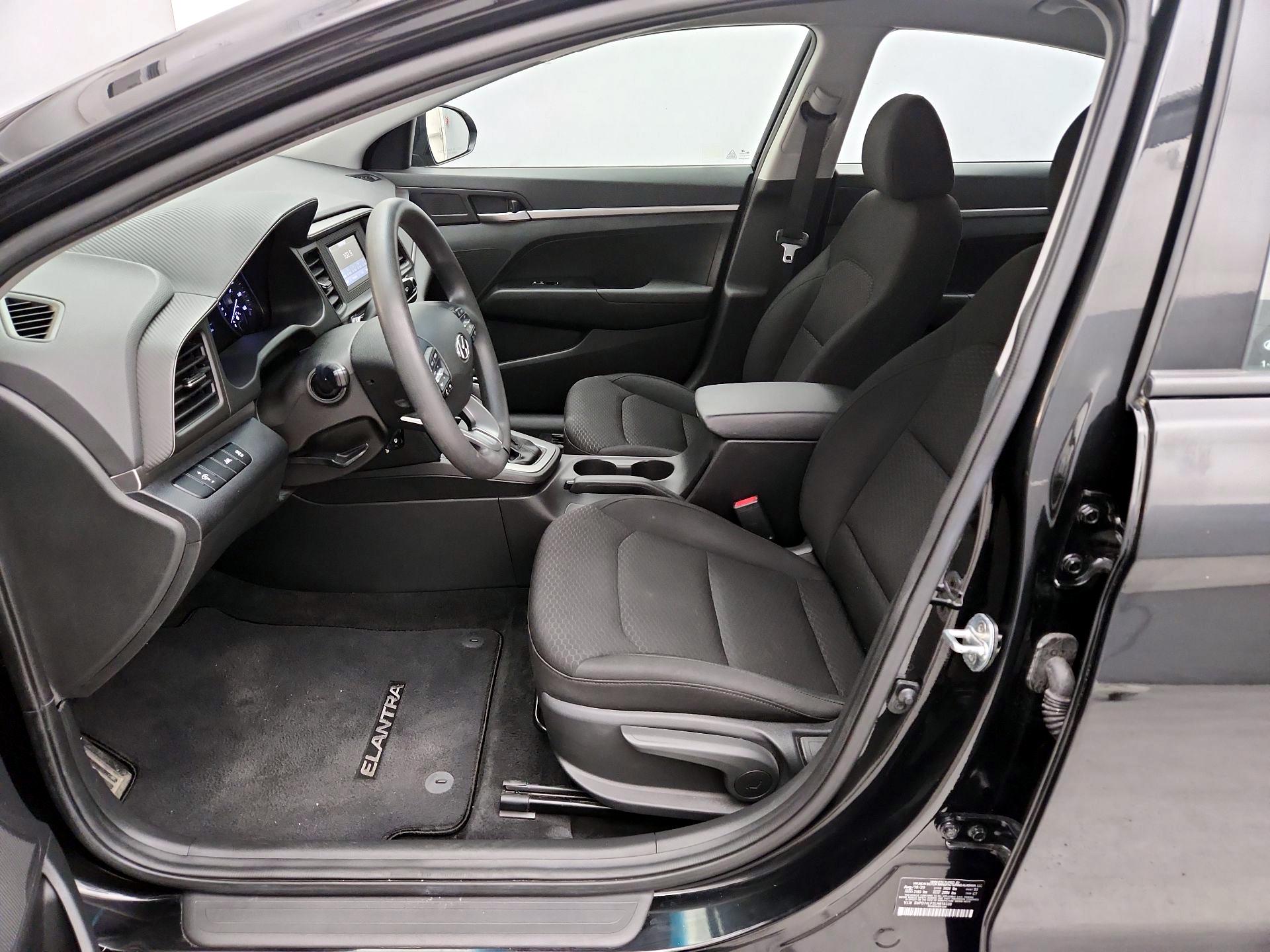 Thumbnail: 2020 Hyundai Elantra - 11