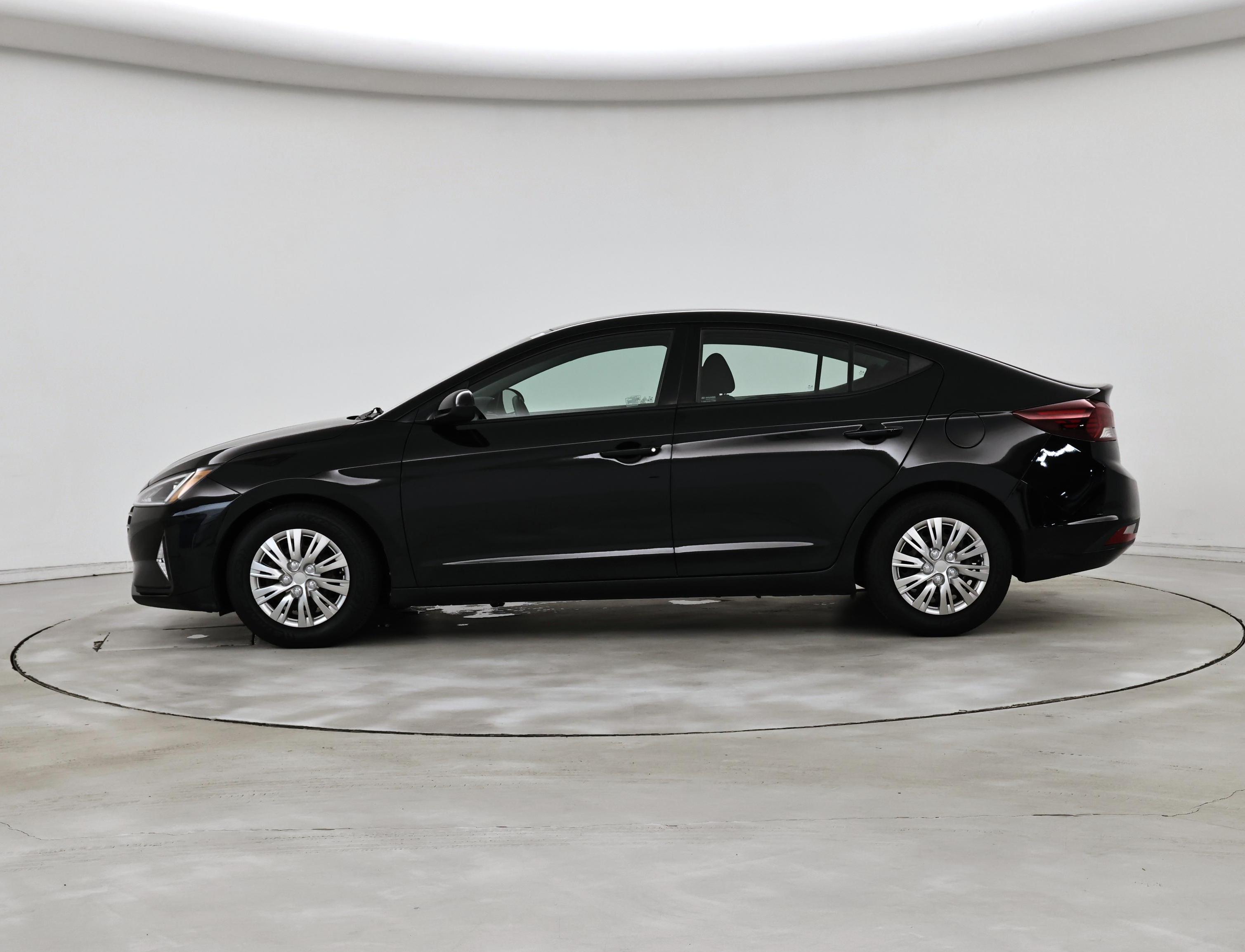 Thumbnail: 2020 Hyundai Elantra - 3
