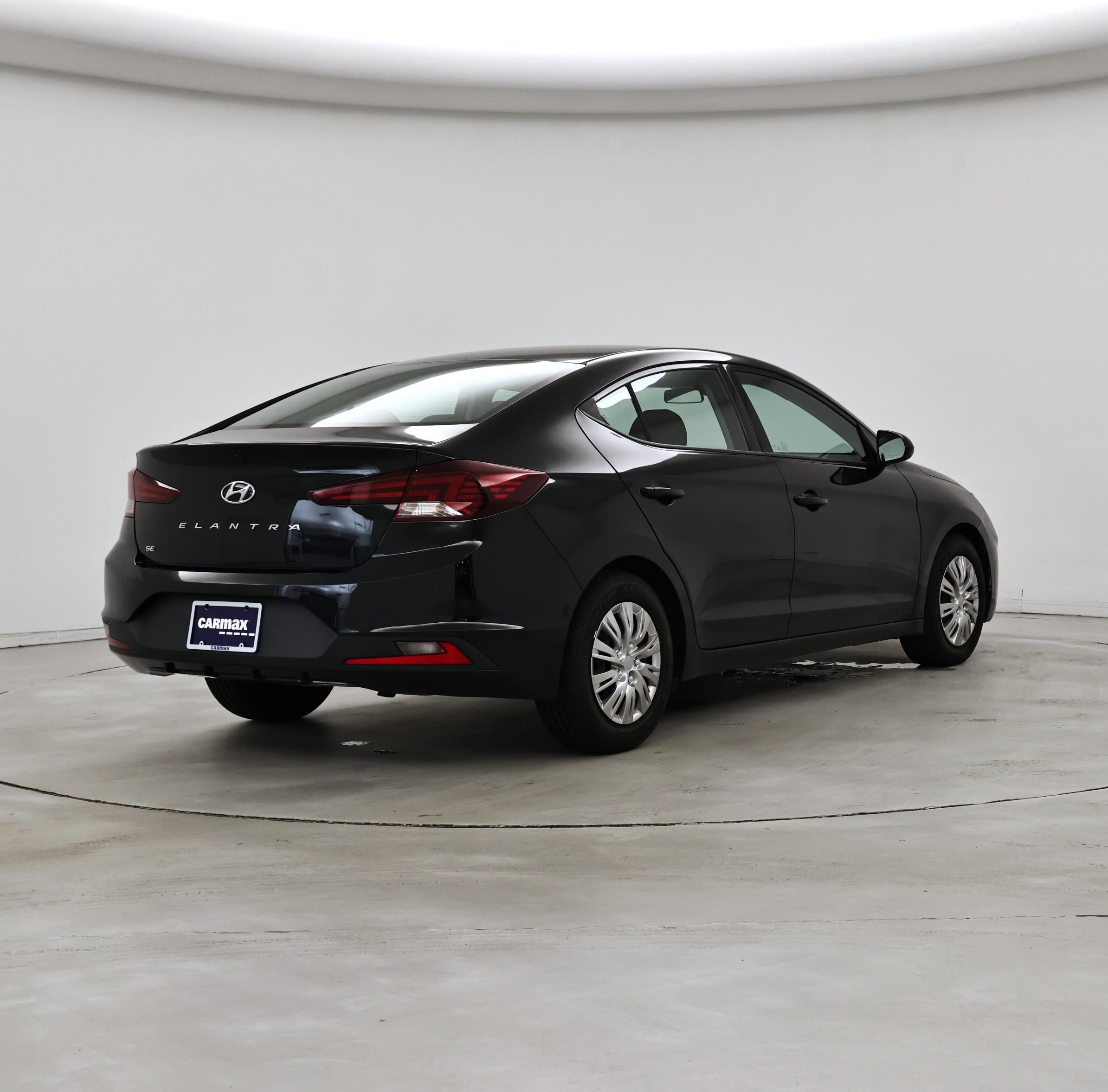 Thumbnail: 2020 Hyundai Elantra - 8