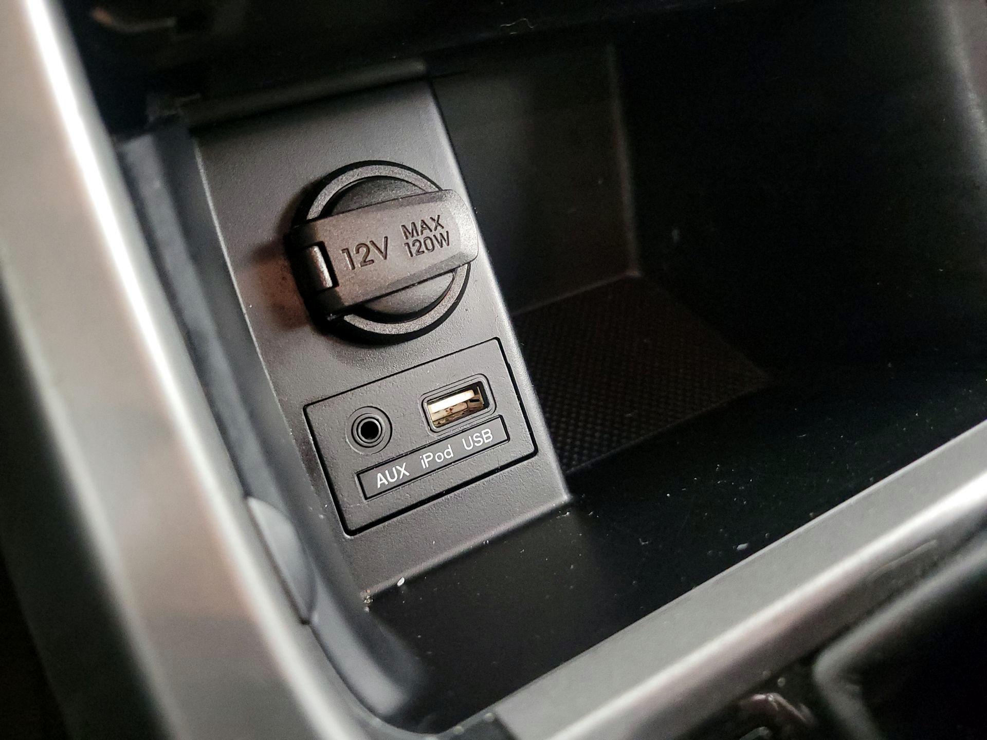 Thumbnail: 2016 Hyundai Elantra - 15
