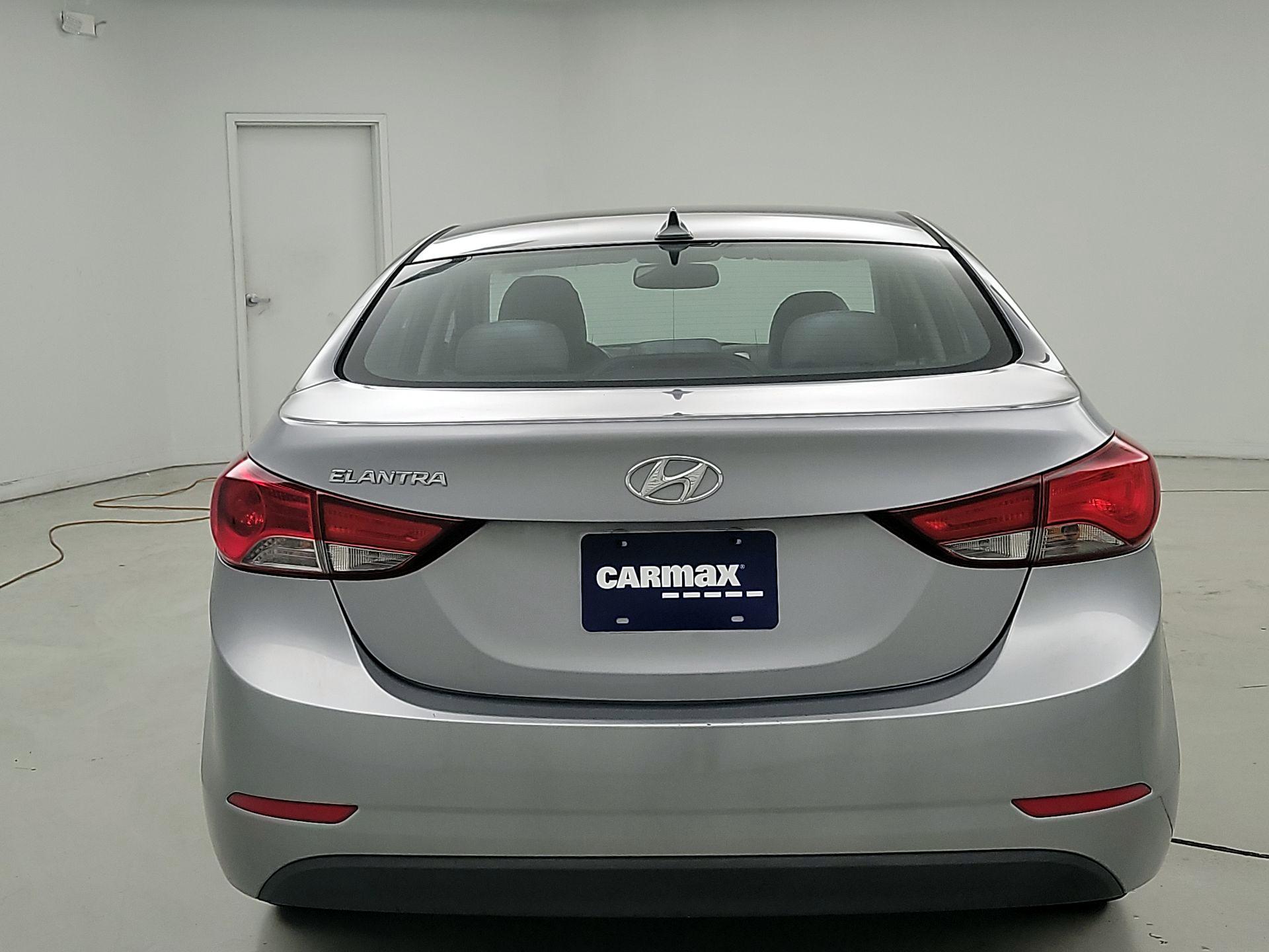 Thumbnail: 2016 Hyundai Elantra - 6