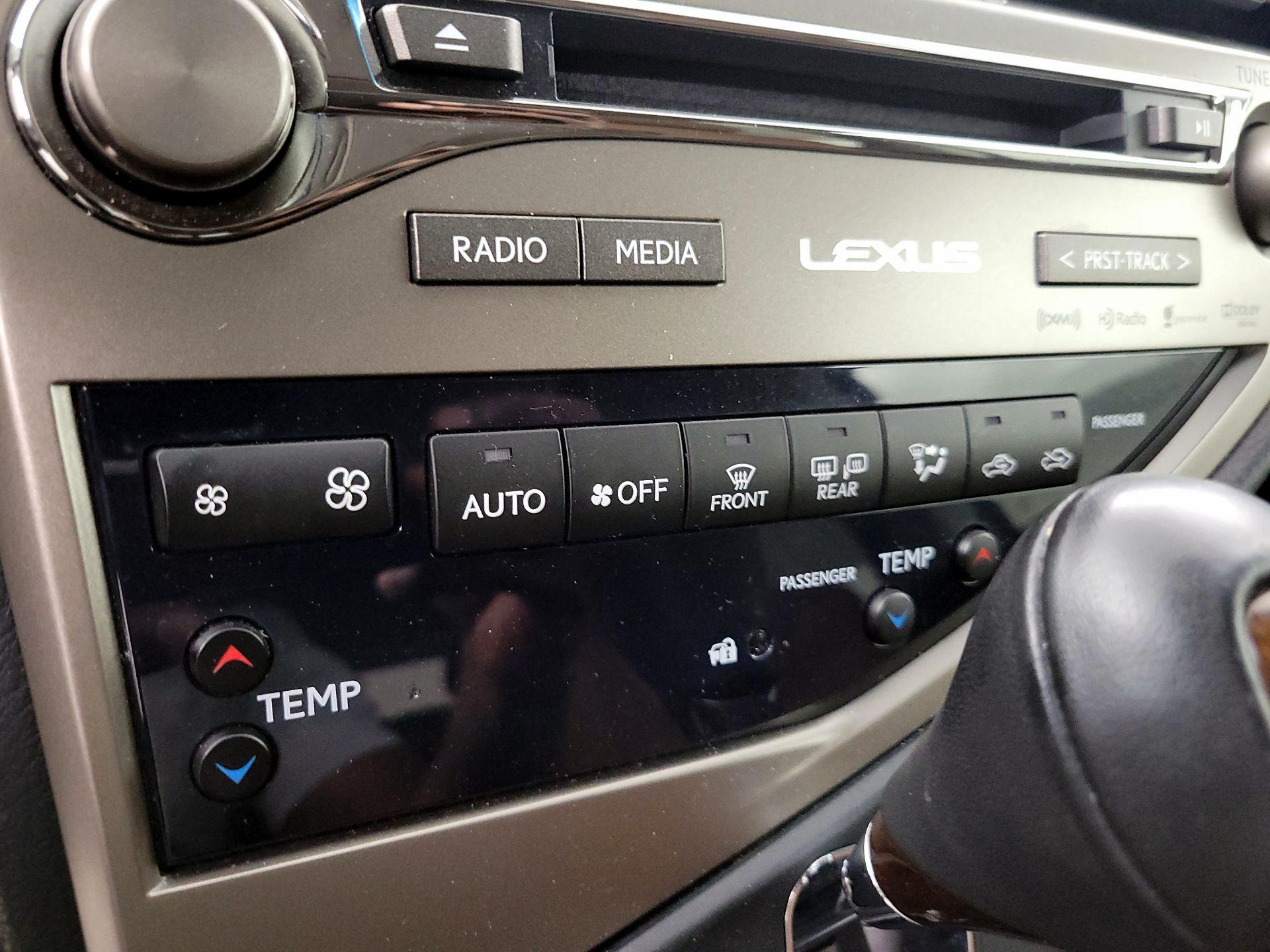 Thumbnail: 2015 Lexus RX - 16