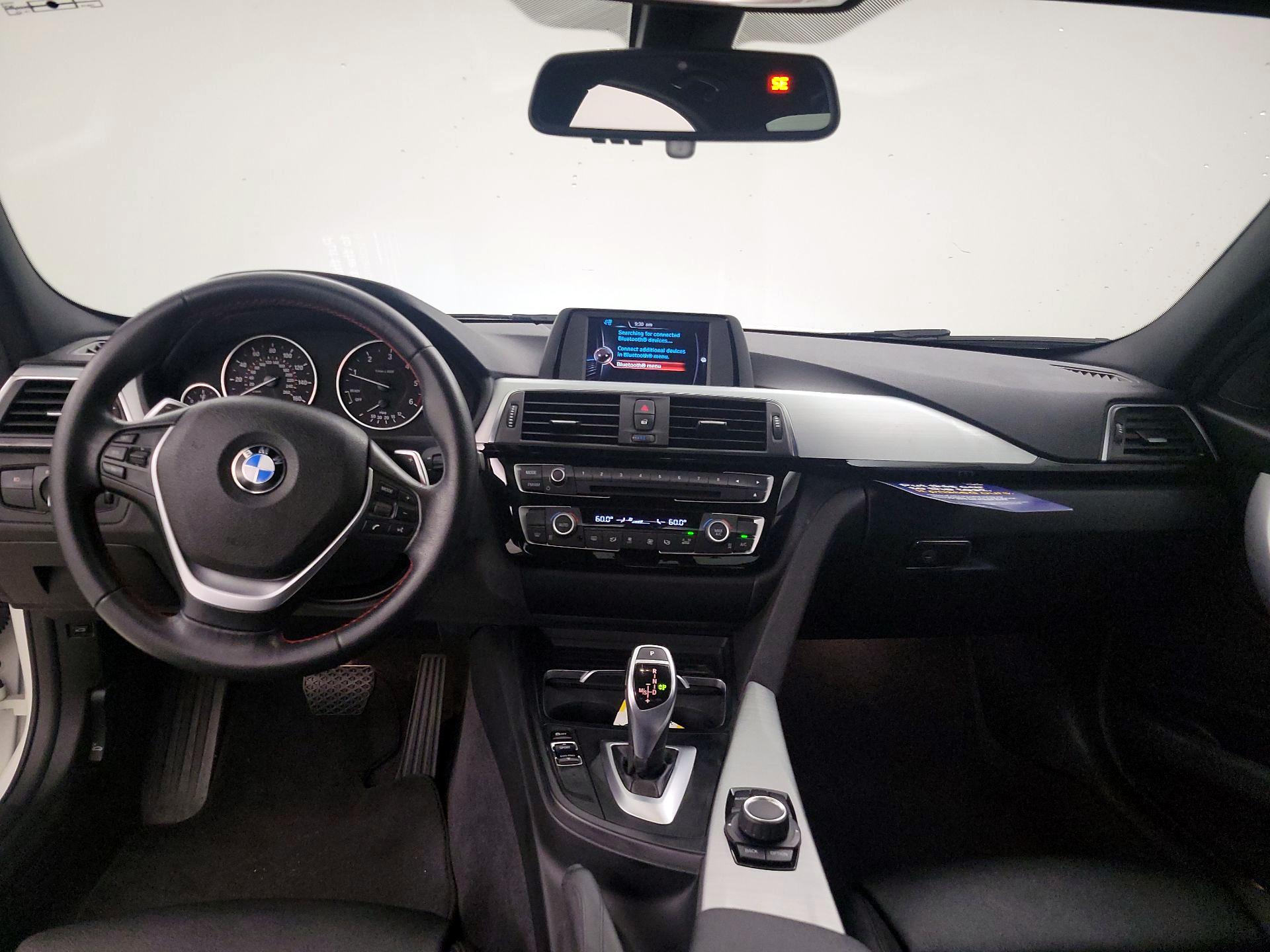 Thumbnail: 2016 BMW 3 Series - 8