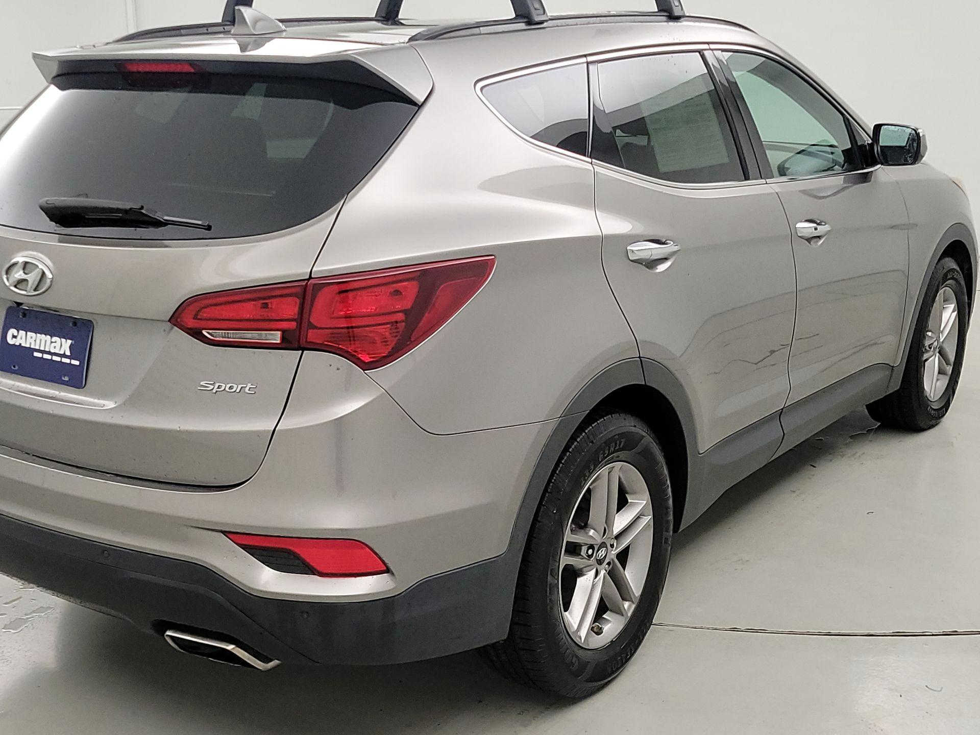 Thumbnail: 2018 Hyundai Santa Fe - 5